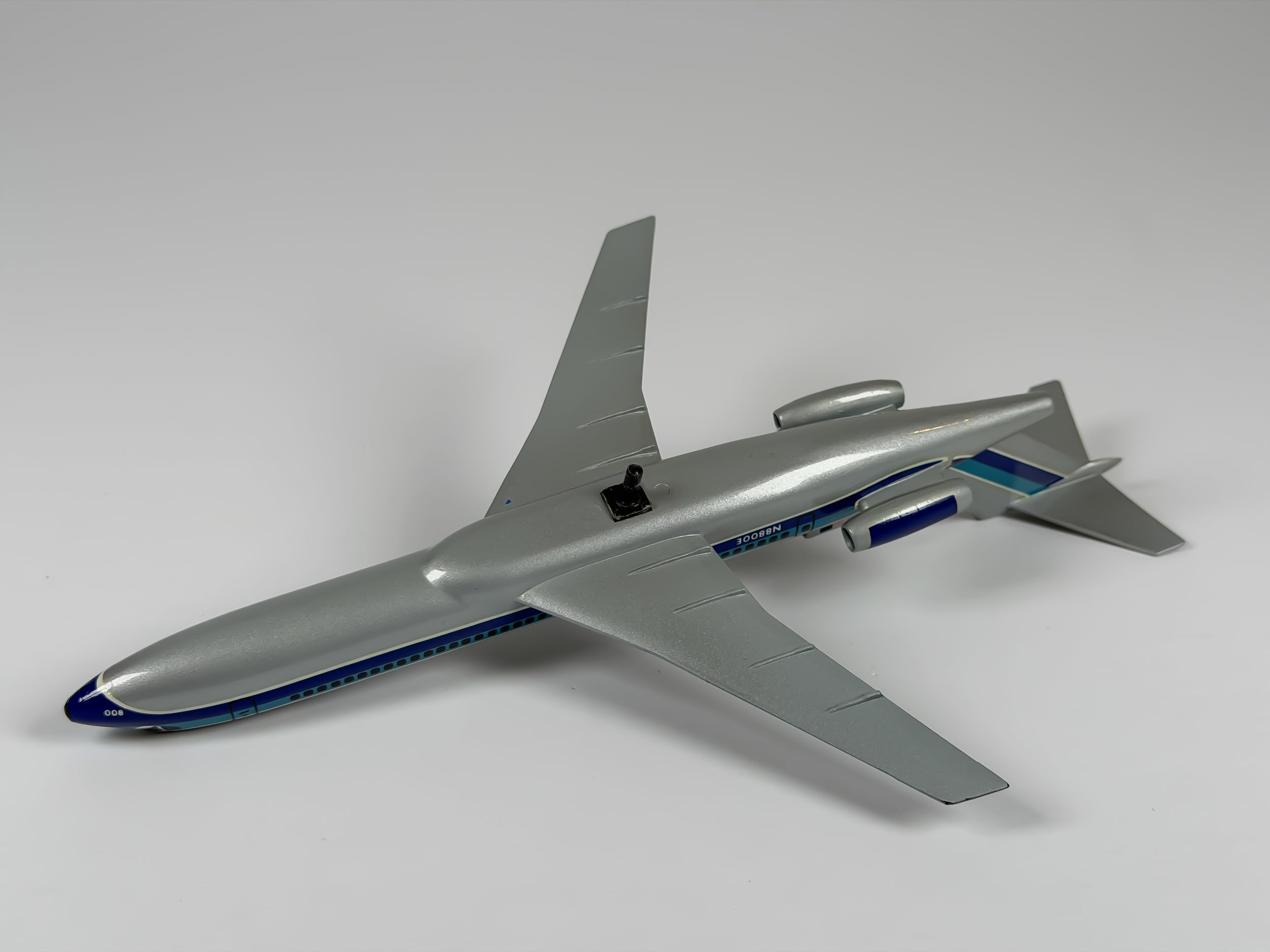 1:200 Eastern Air Lines Boeing 727-200 (N8800E) - Grey Hockey Stick | Air Jet Advance