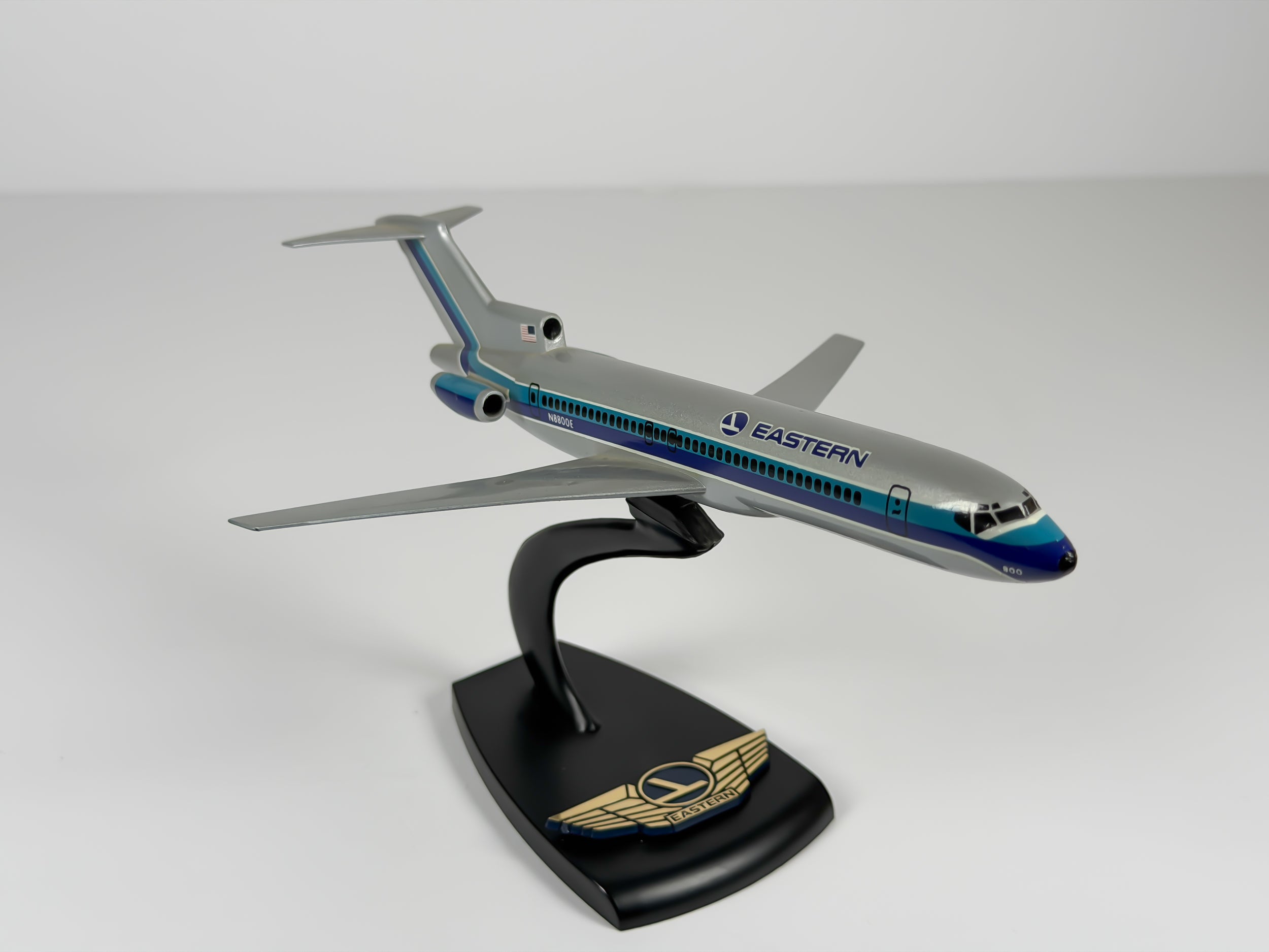1:200 Eastern Air Lines Boeing 727-200 (N8800E) - Grey Hockey Stick | Air Jet Advance