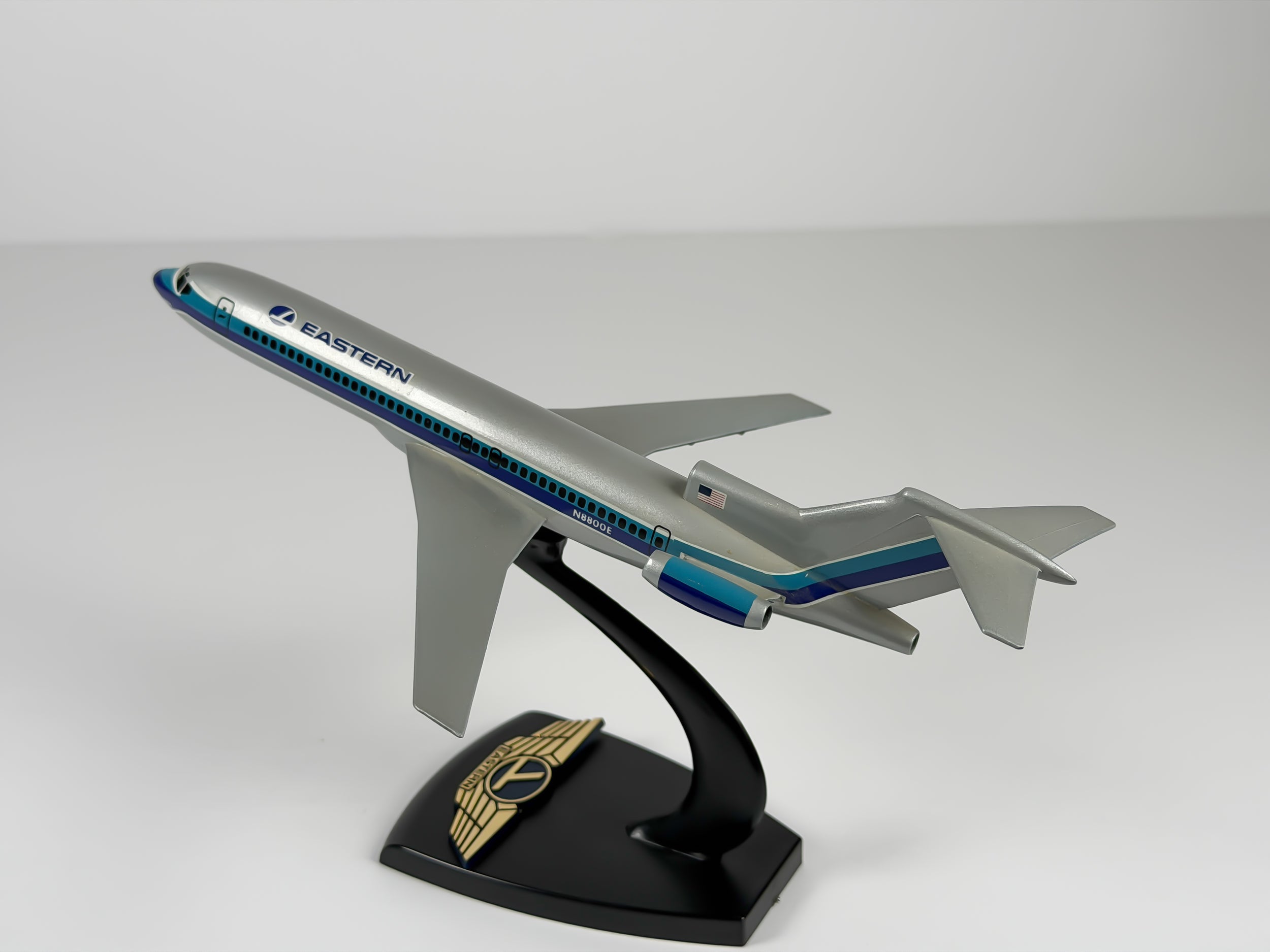 1:200 Eastern Air Lines Boeing 727-200 (N8800E) - Grey Hockey Stick | Air Jet Advance