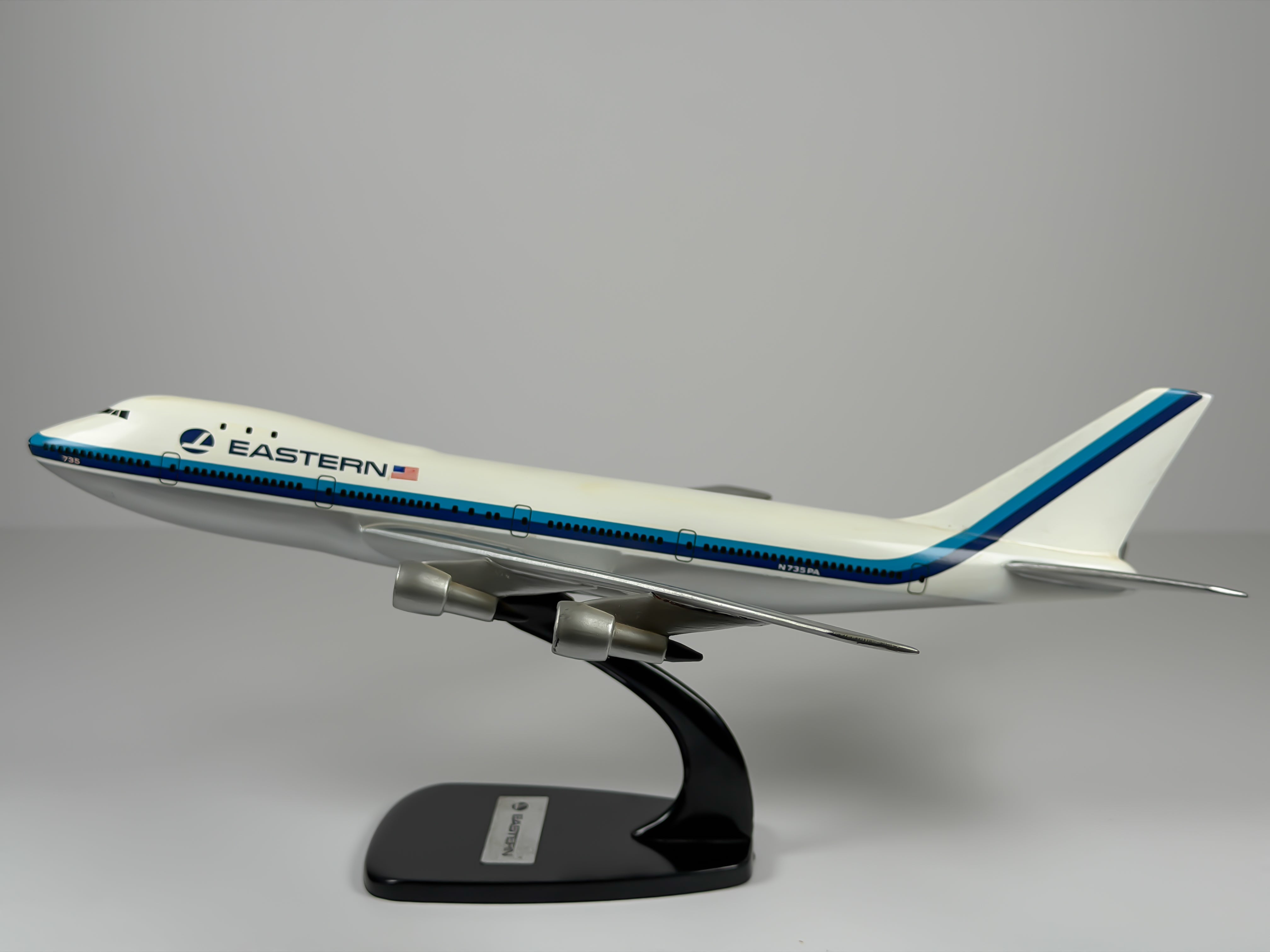 1:200 Eastern Air Lines Boeing 747-100 (N735PA) - White Hockey Stick | Air Jet Advance