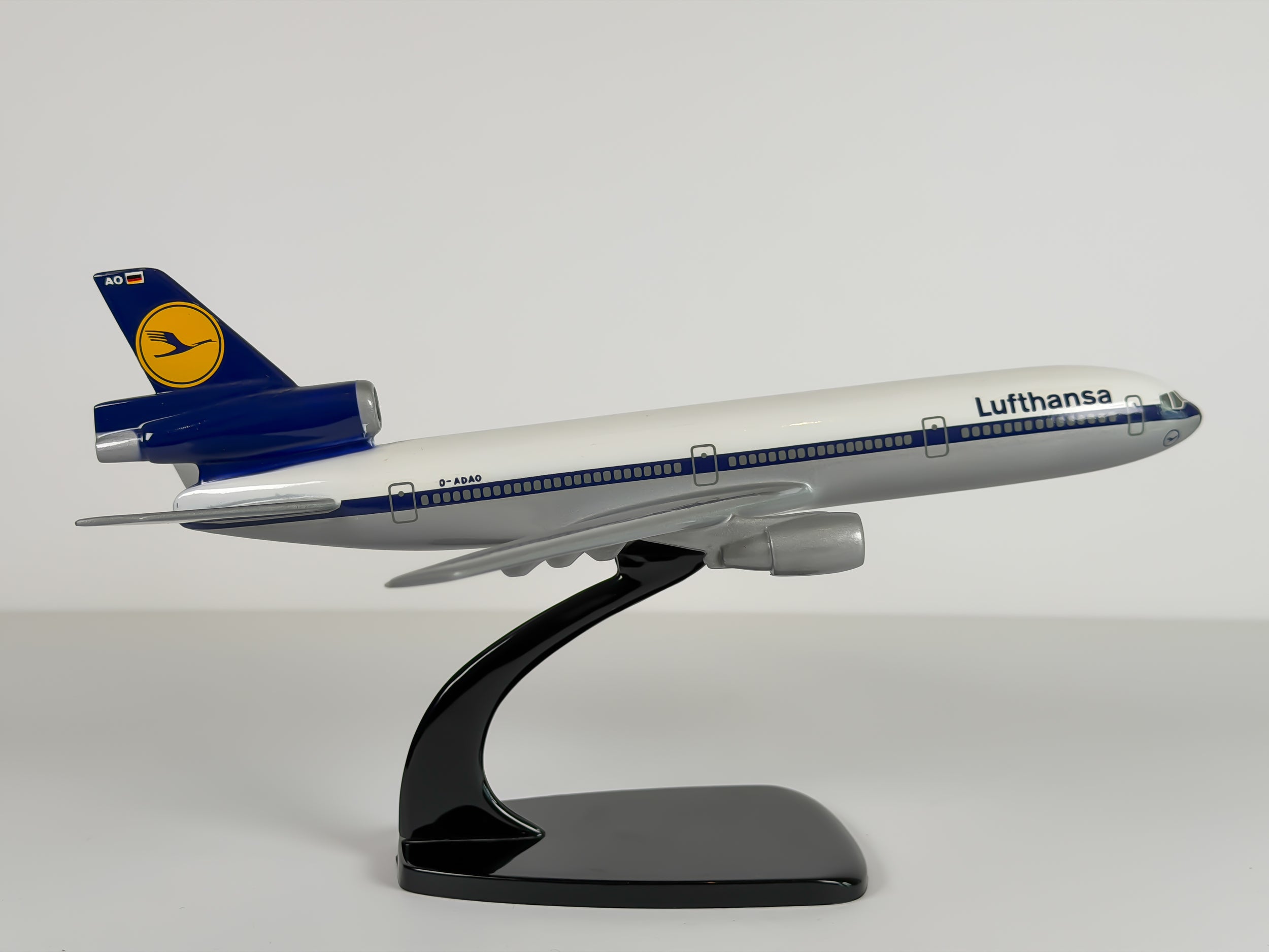 1:200 Lufthansa McDonnell Douglas DC-10-30 (D-ADAO) | Air Jet Advance