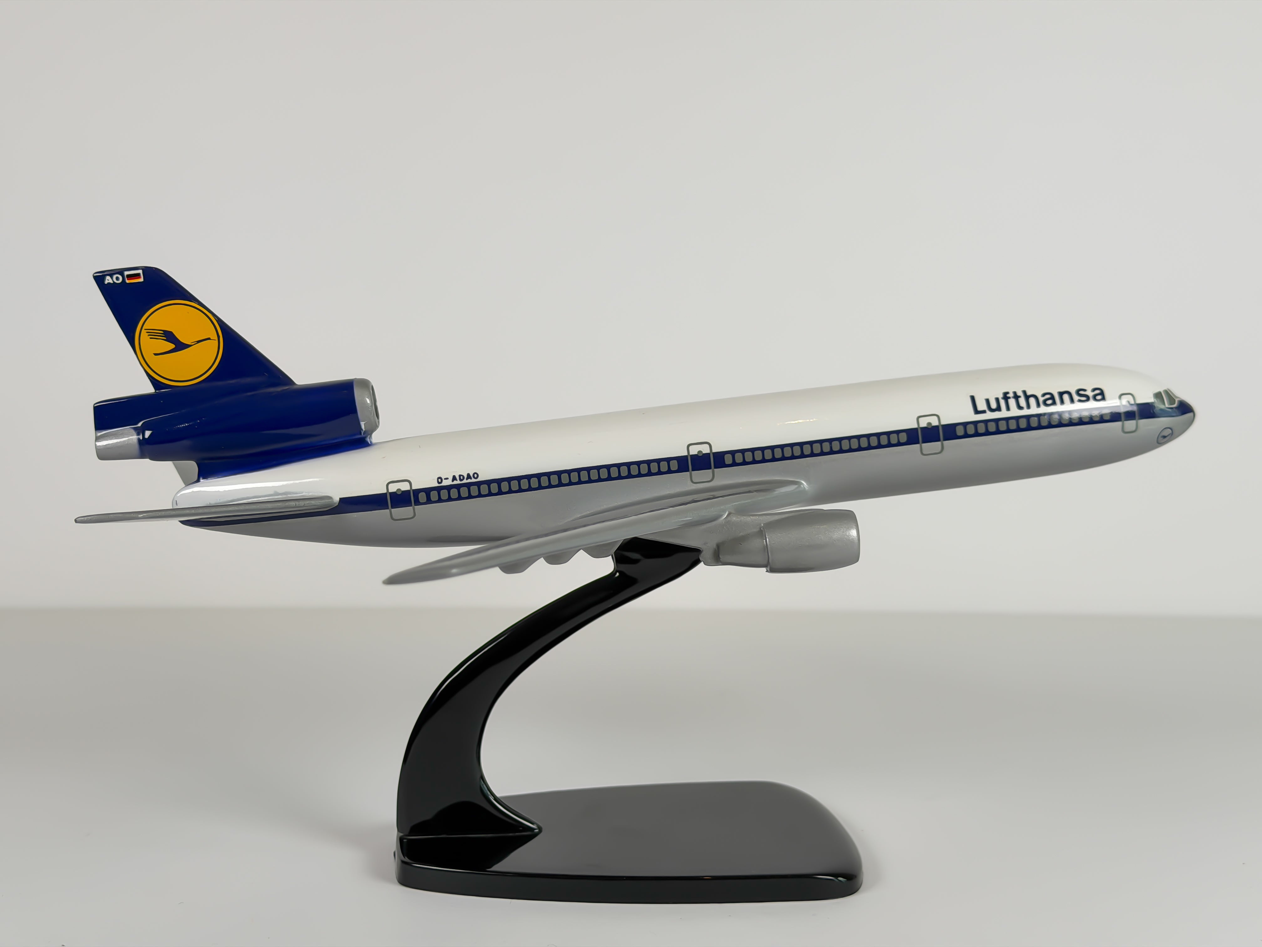 1:200 Lufthansa McDonnell Douglas DC-10-30 (D-ADAO) | Air Jet Advance