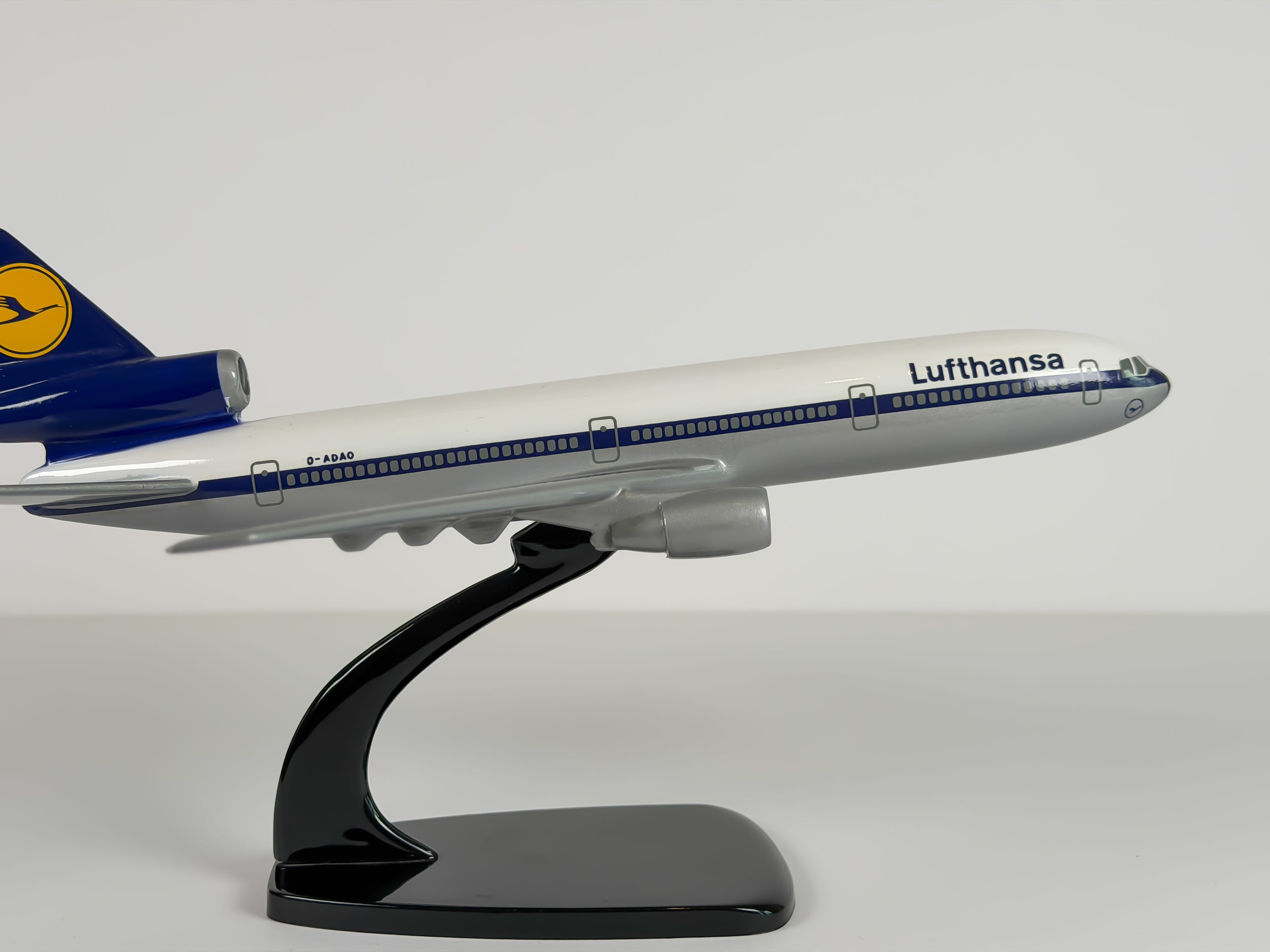 1:200 Lufthansa McDonnell Douglas DC-10-30 (D-ADAO) | Air Jet Advance