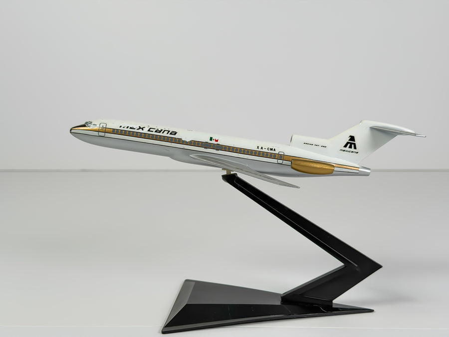 1:200 Mexicana Boeing 727-200 (XA-CMA) - Golden Aztec | Air Jet Advance