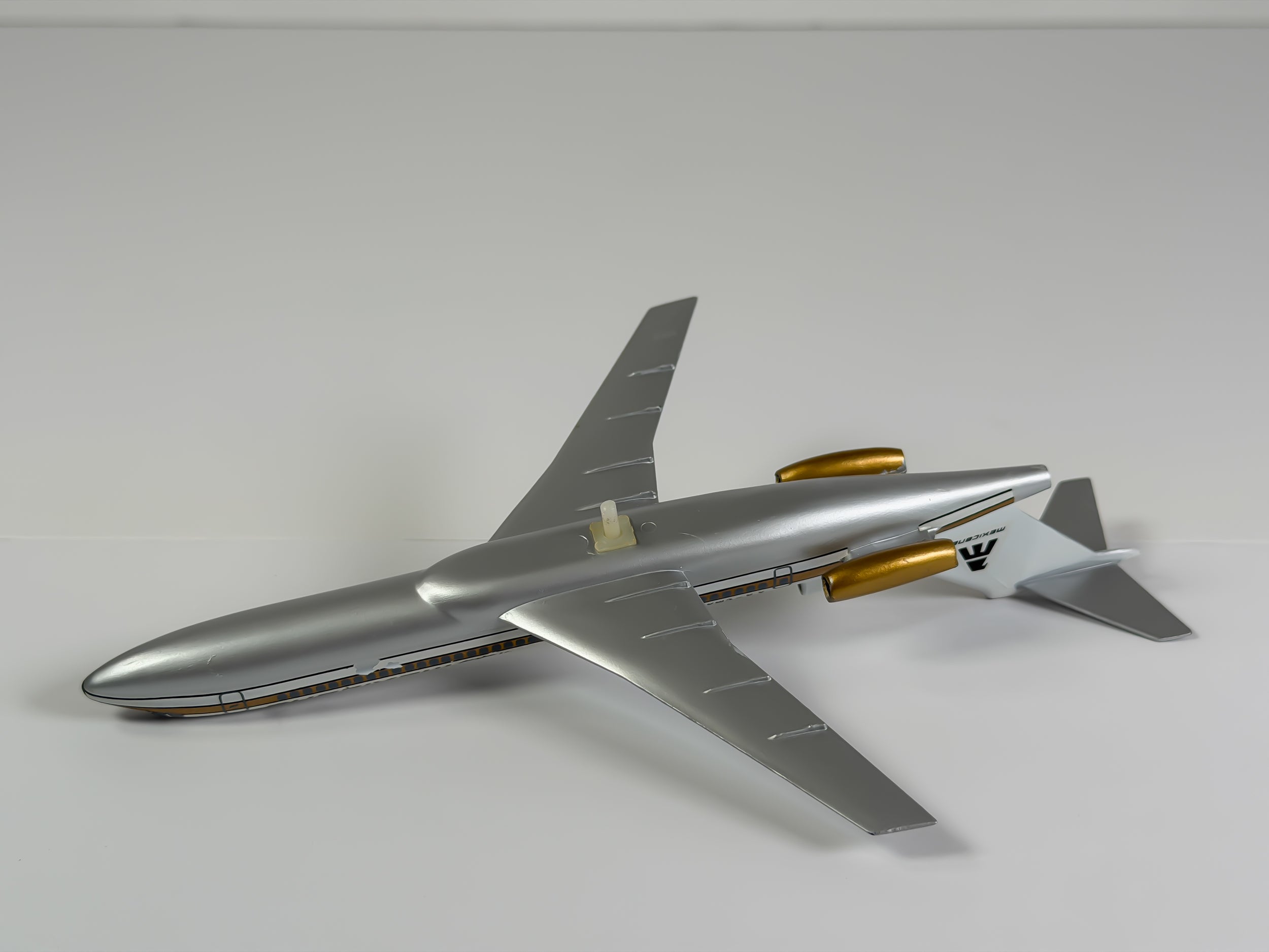 1:200 Mexicana Boeing 727-200 (XA-CMA) - Golden Aztec | Air Jet Advance