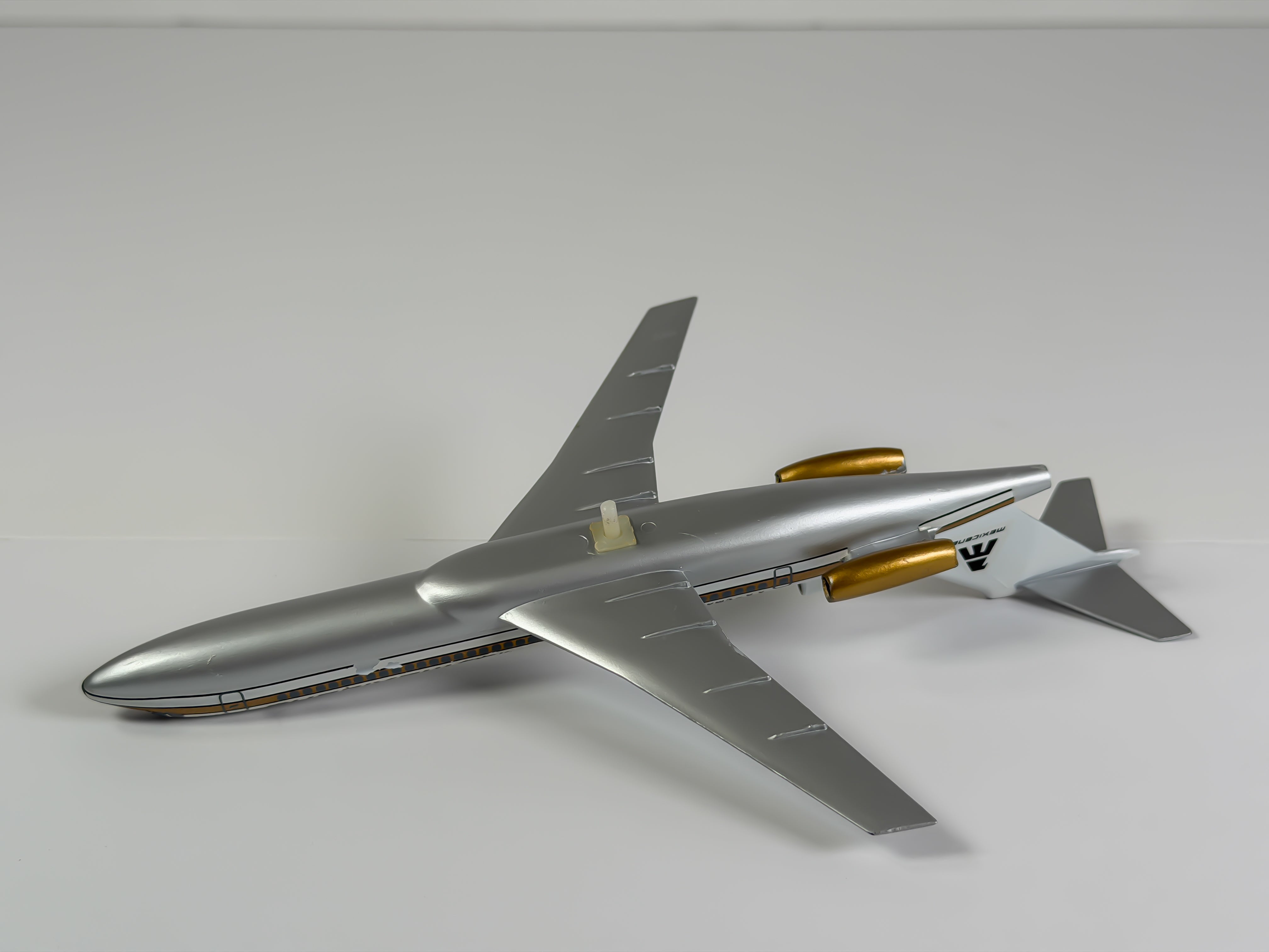 1:200 Mexicana Boeing 727-200 (XA-CMA) - Golden Aztec | Air Jet Advance