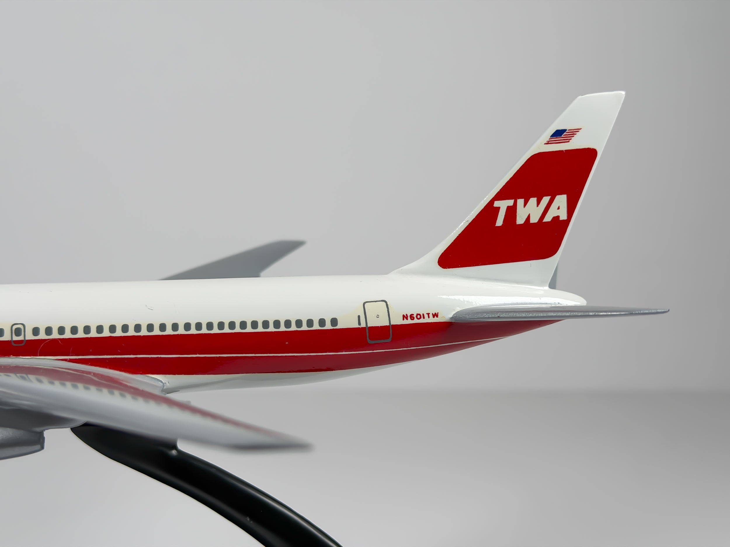 1:200 Trans World Airlines (TWA) Boeing 767-200 (N601TW) - Dual Stripes | Air Jet Advance