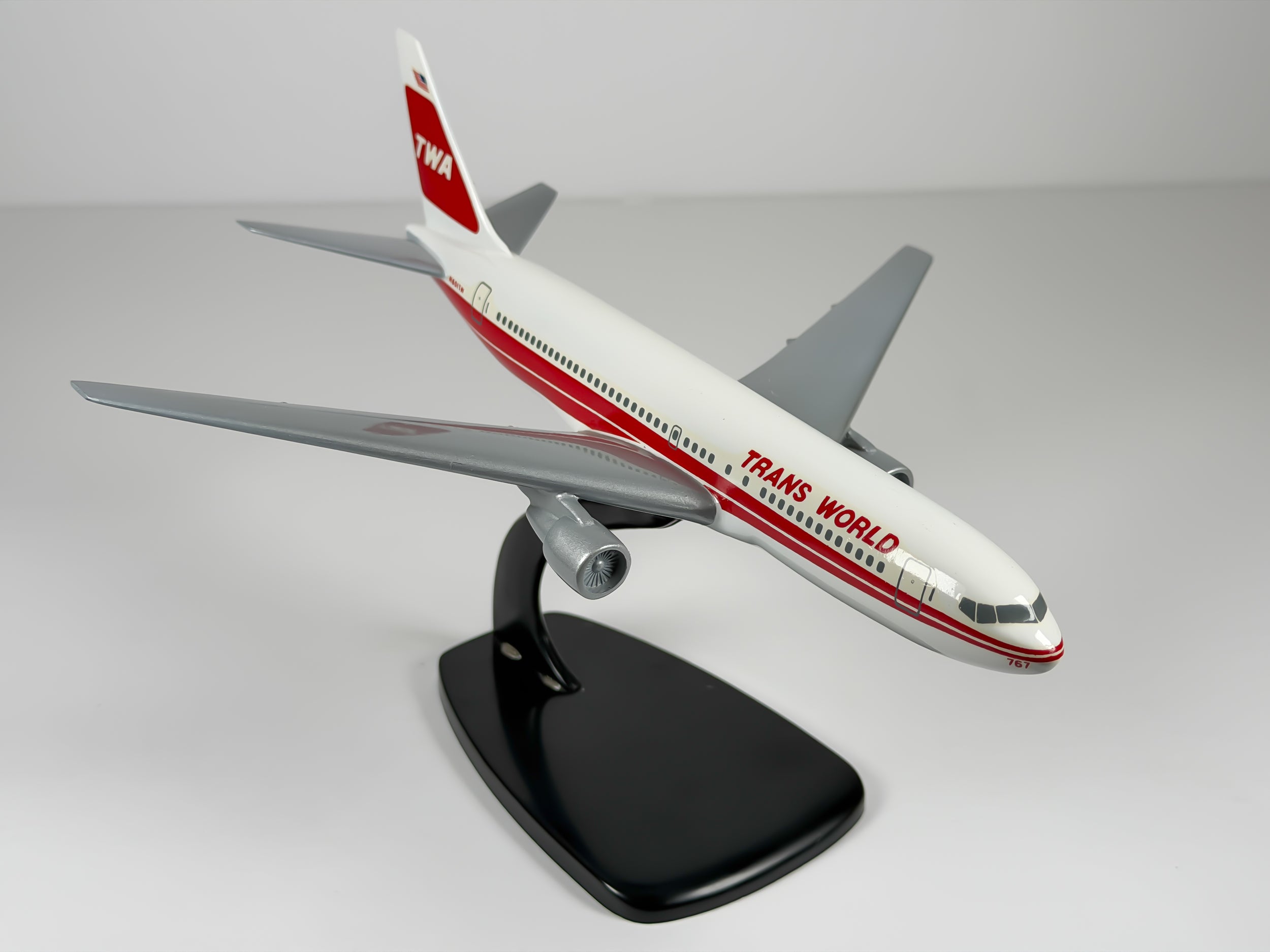 1:200 Trans World Airlines (TWA) Boeing 767-200 (N601TW) - Dual Stripes | Air Jet Advance