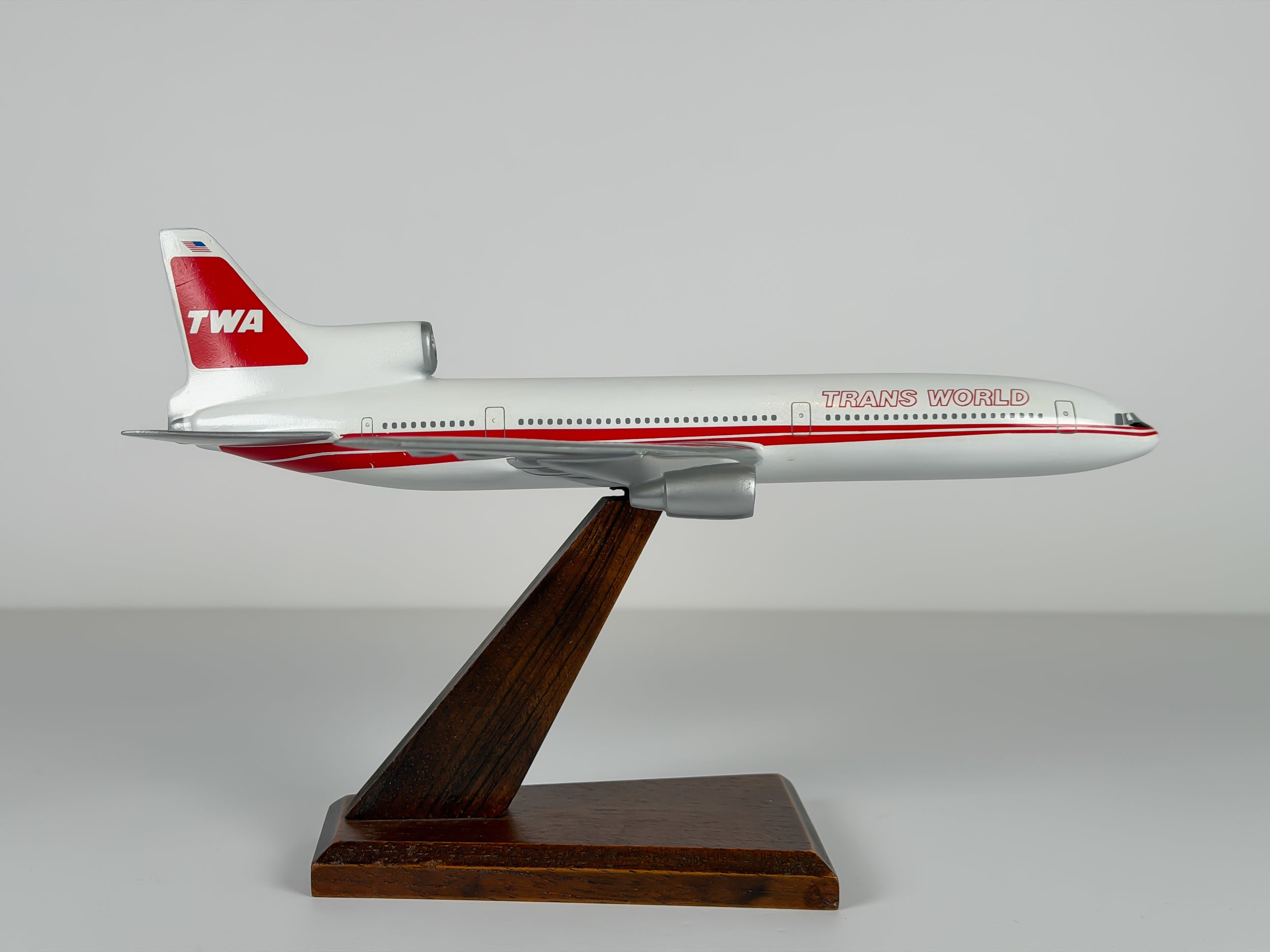 1:200 Trans World Airlines (TWA) Lockheed L-1011 - Dual Stripes - Hollow Titles | Air Jet Advance