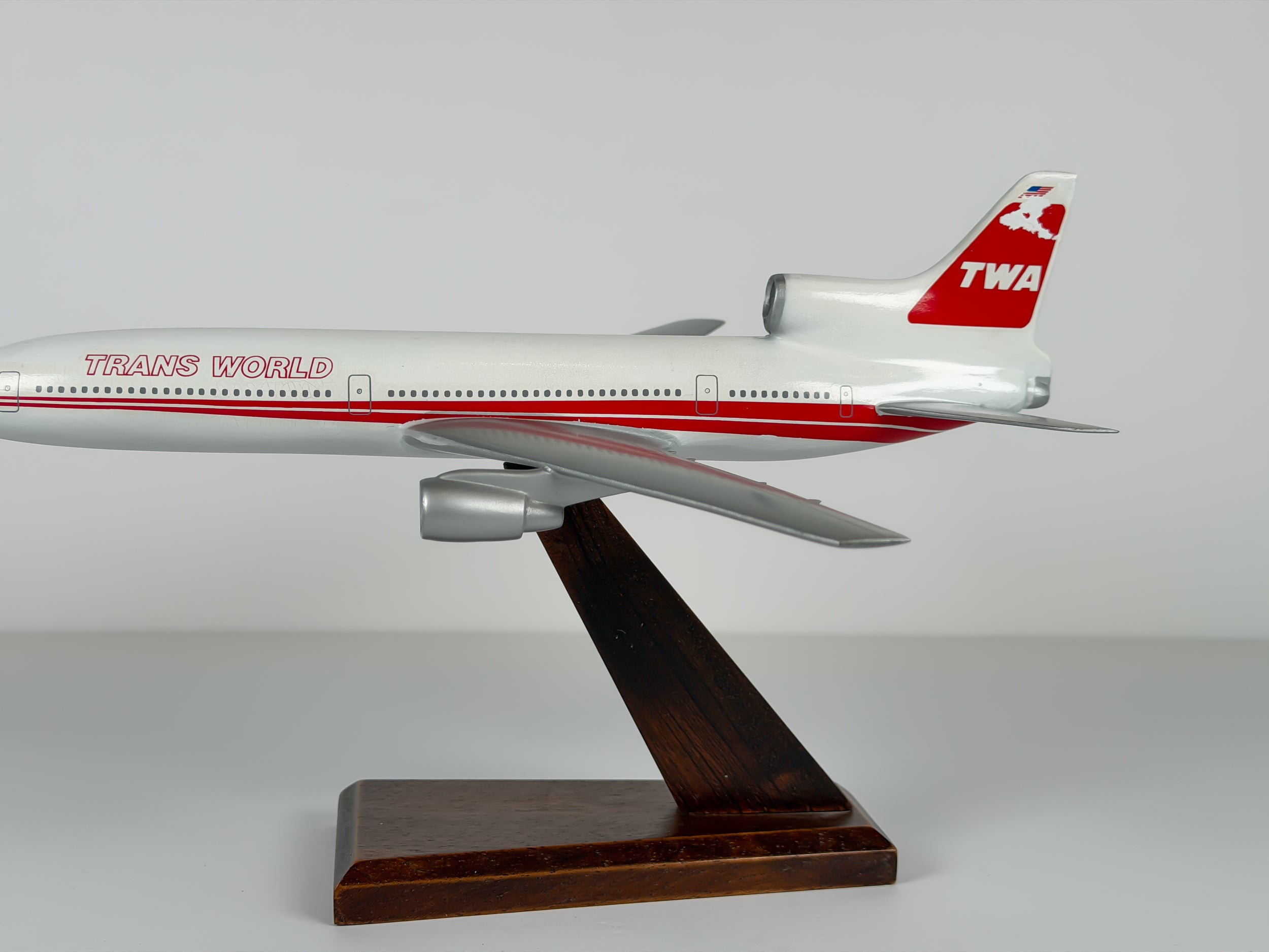 1:200 Trans World Airlines (TWA) Lockheed L-1011 - Dual Stripes - Hollow Titles | Air Jet Advance