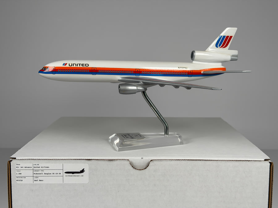 1:200 United Airlines McDonnell Douglas DC-10-30 (N7371U) - Saul Bass | Air Jet Advance