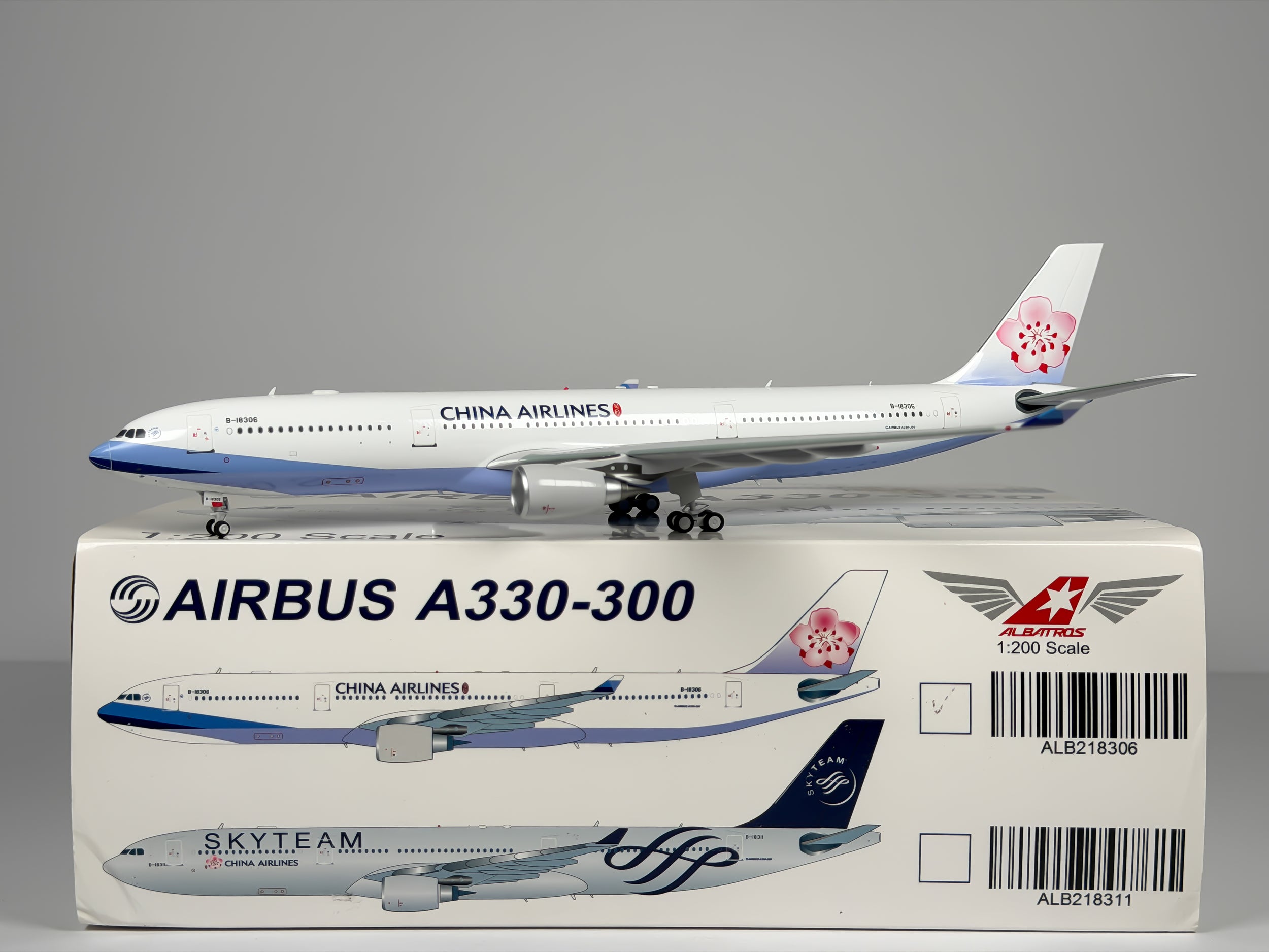 China Airlines Airbus A330-300 1:200 Aviation200 B-18306 (ALB218306)
