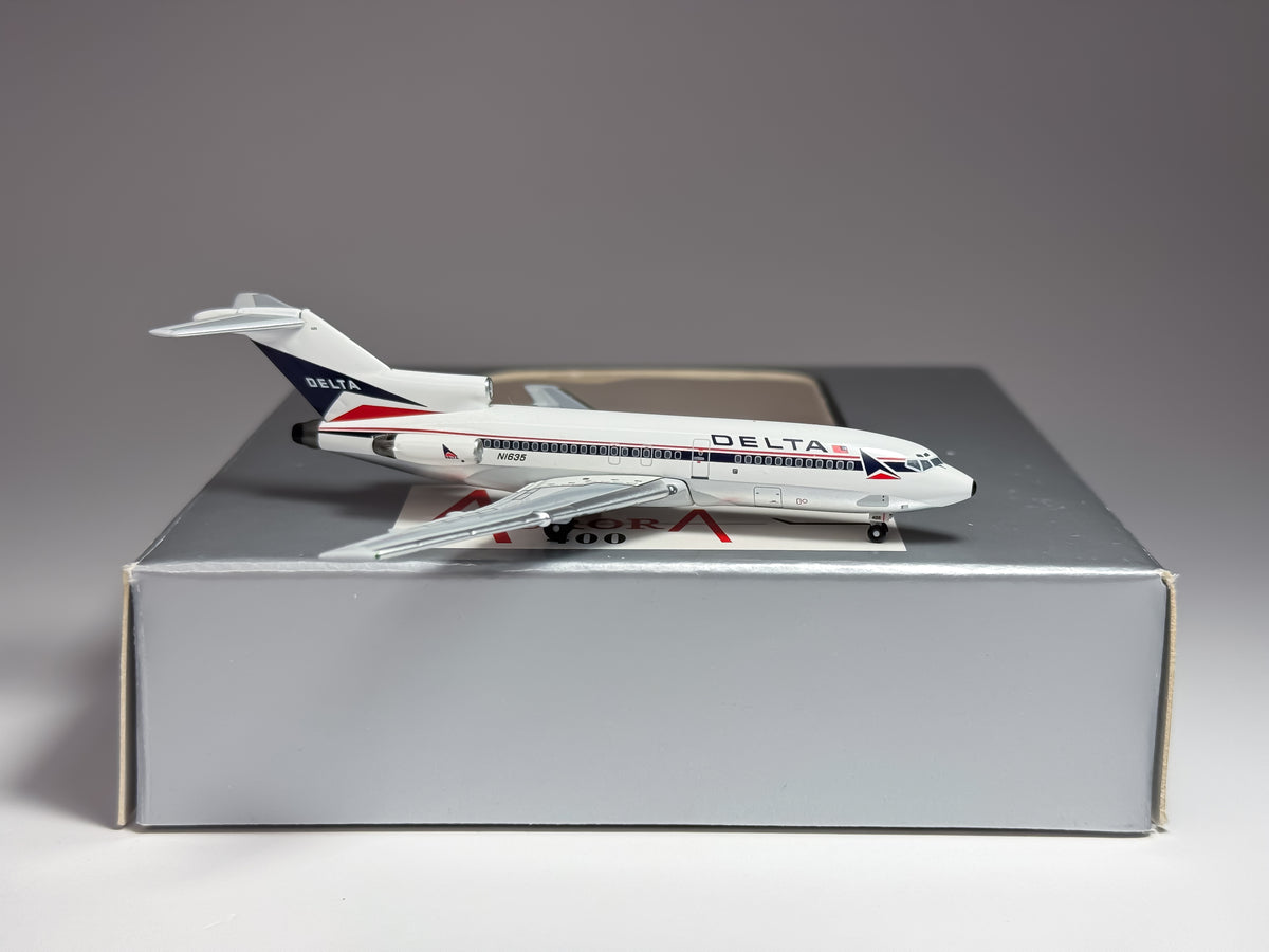 Delta Air Lines Boeing 727-100 1:400 Aeroclassics N1635 (AM002A)