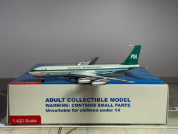 Aeroclassics 1:400 PIA Boeing 707-320 AP-AWY old colors ACAPAWY