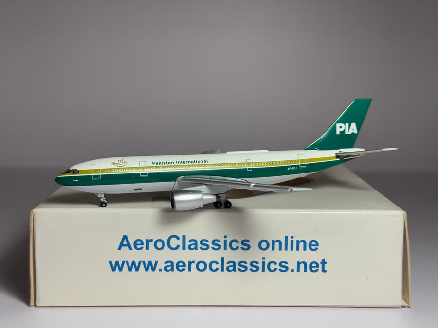 Aeroclassics 1:400 PIA Pakistan International Airbus A300 AP-BCJ ACAPBCJ