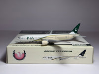 Phoenix Model 1:400 PIA Boeing 777-200ER AP-BGK PH410411