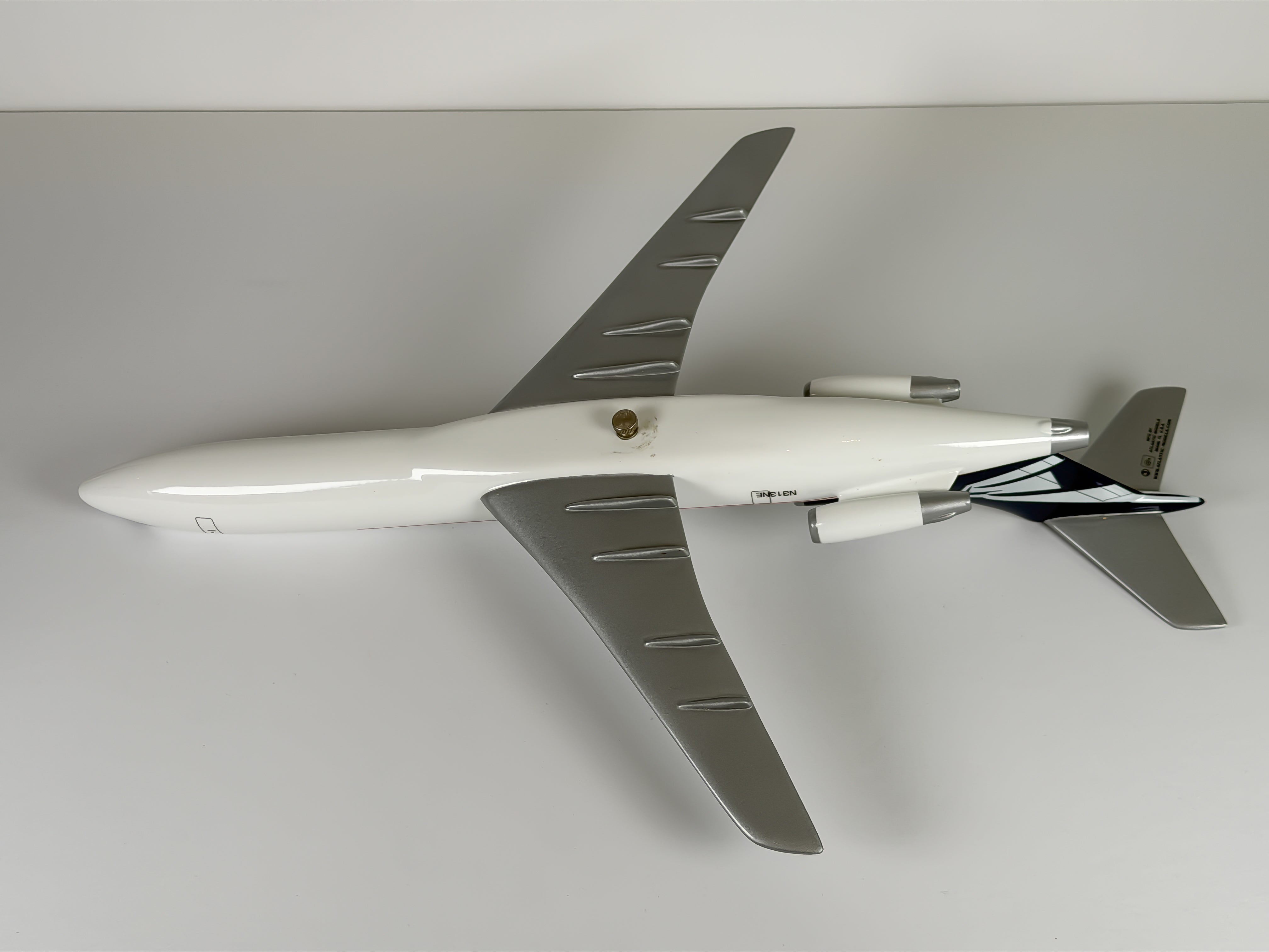 1:100 United States Postal Service (USPS) Boeing 727-200 (N313NE) | Atlantic Models