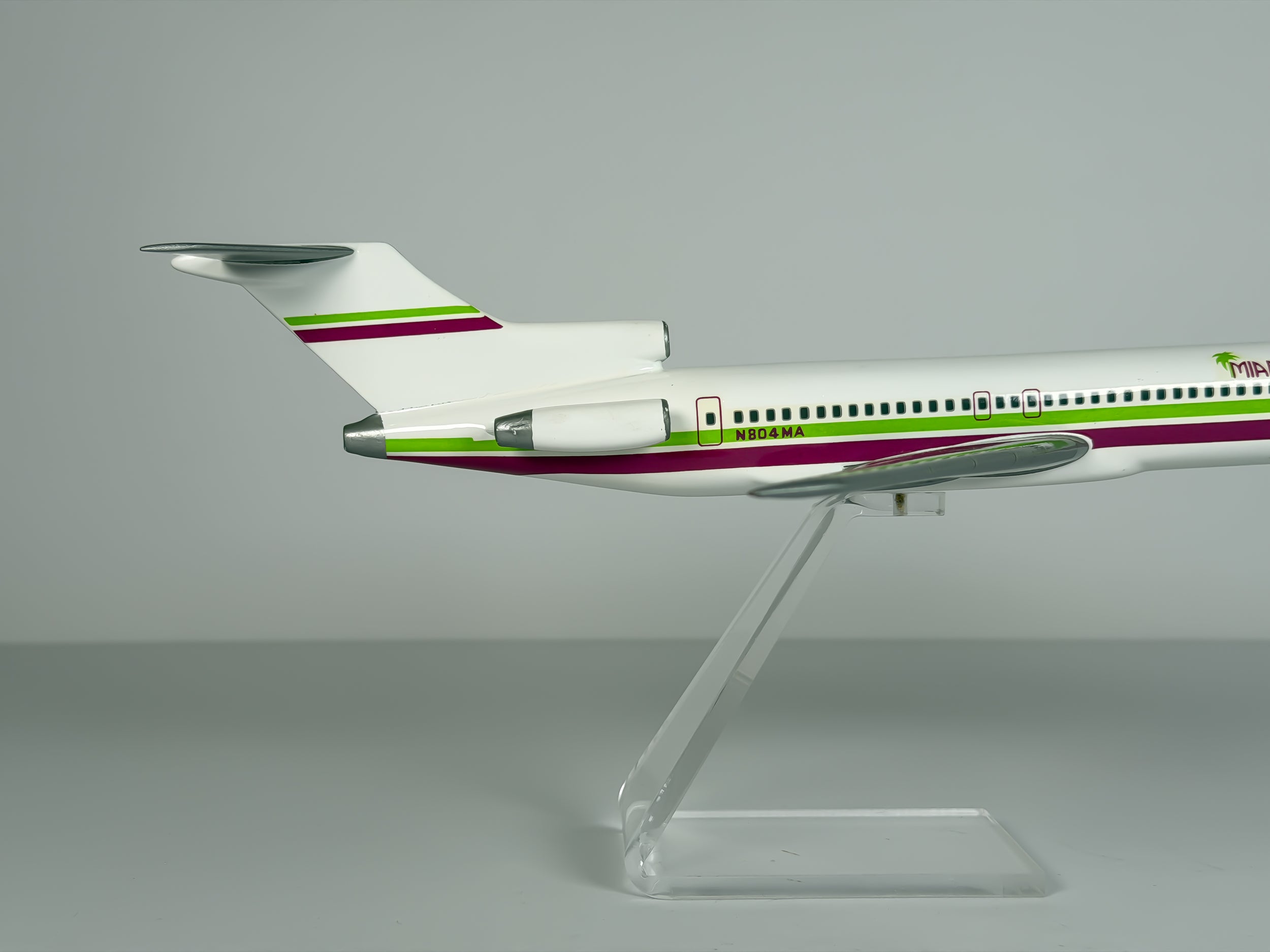 1:150 Miami Air Boeing 727-200 (N804MA) - Green/Purple | Atlantic Models