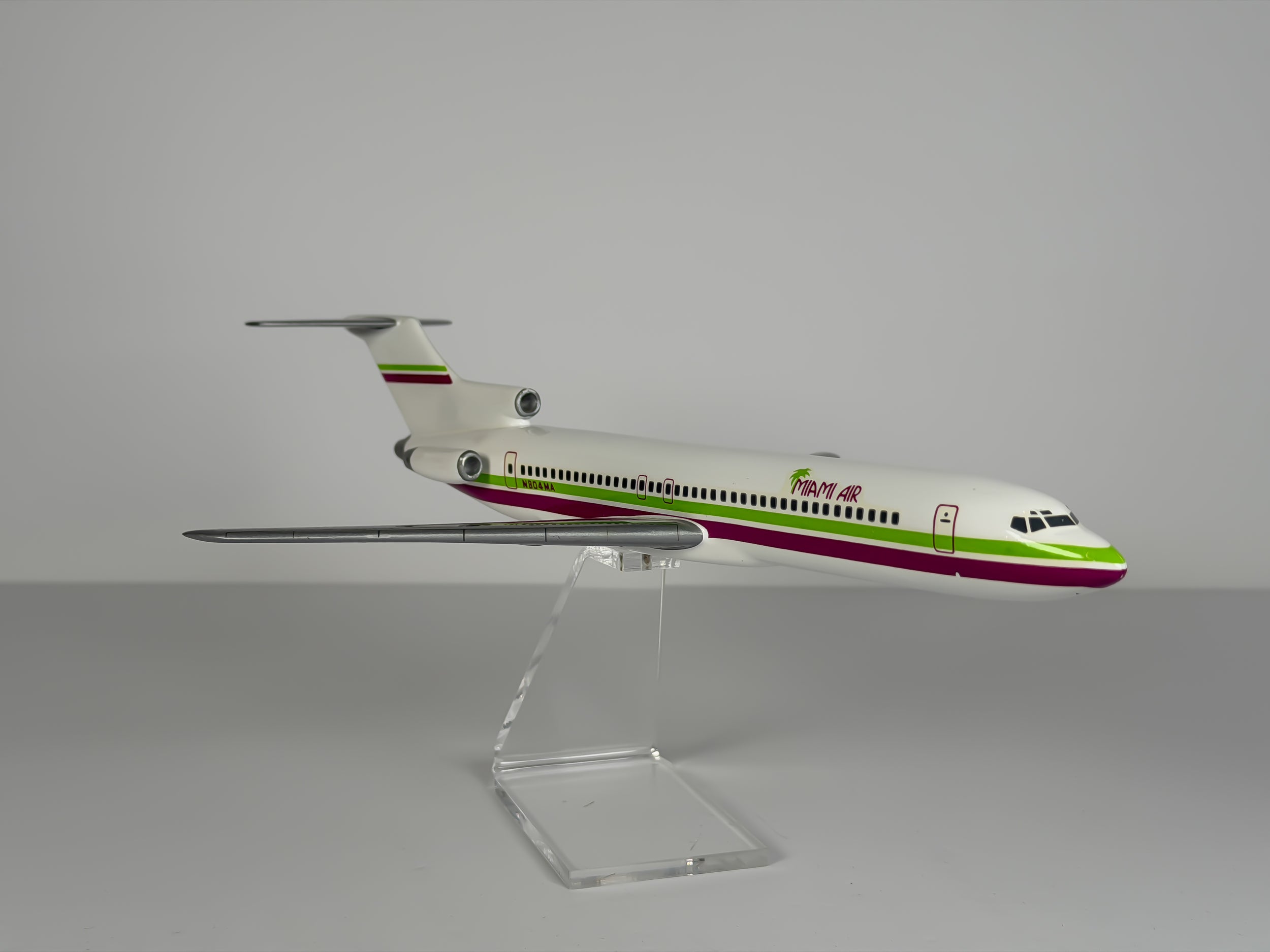 1:150 Miami Air Boeing 727-200 (N804MA) - Green/Purple | Atlantic Models