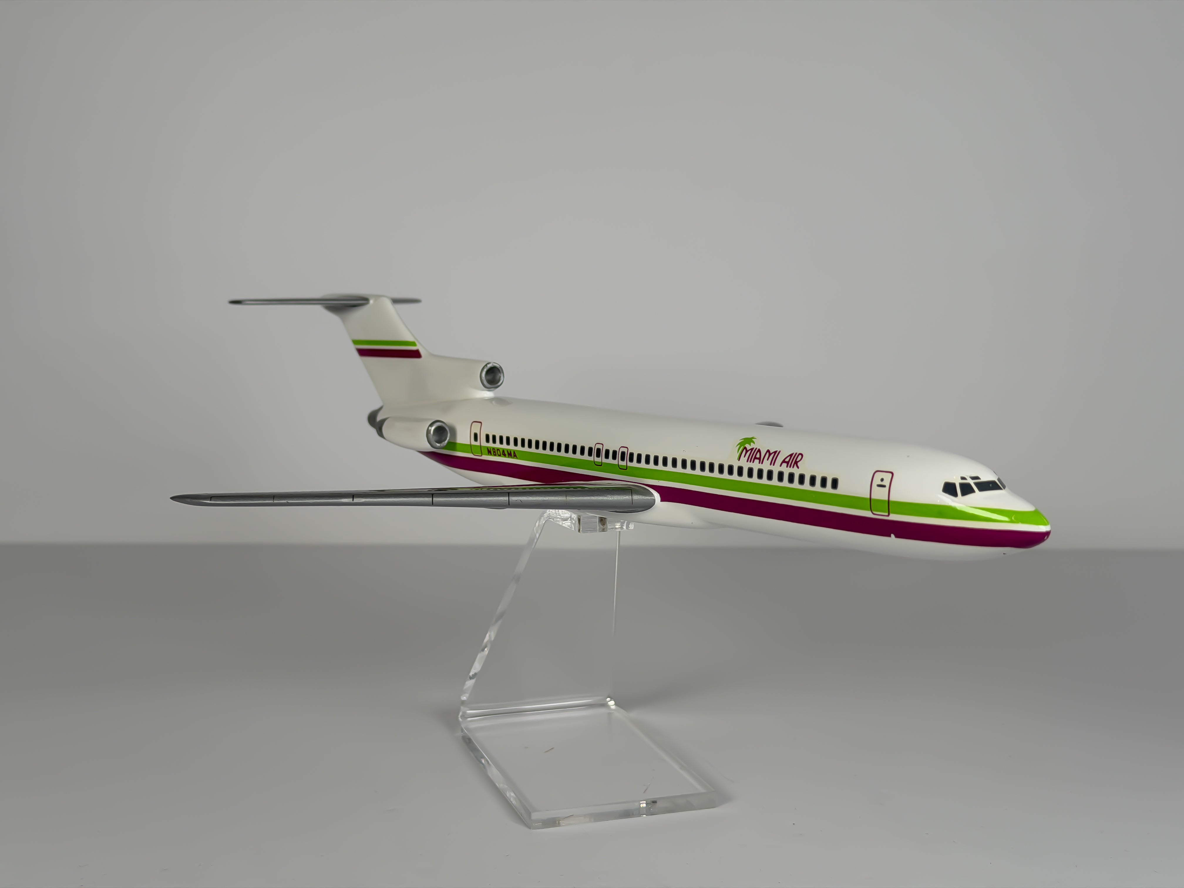 1:150 Miami Air Boeing 727-200 (N804MA) - Green/Purple | Atlantic Models