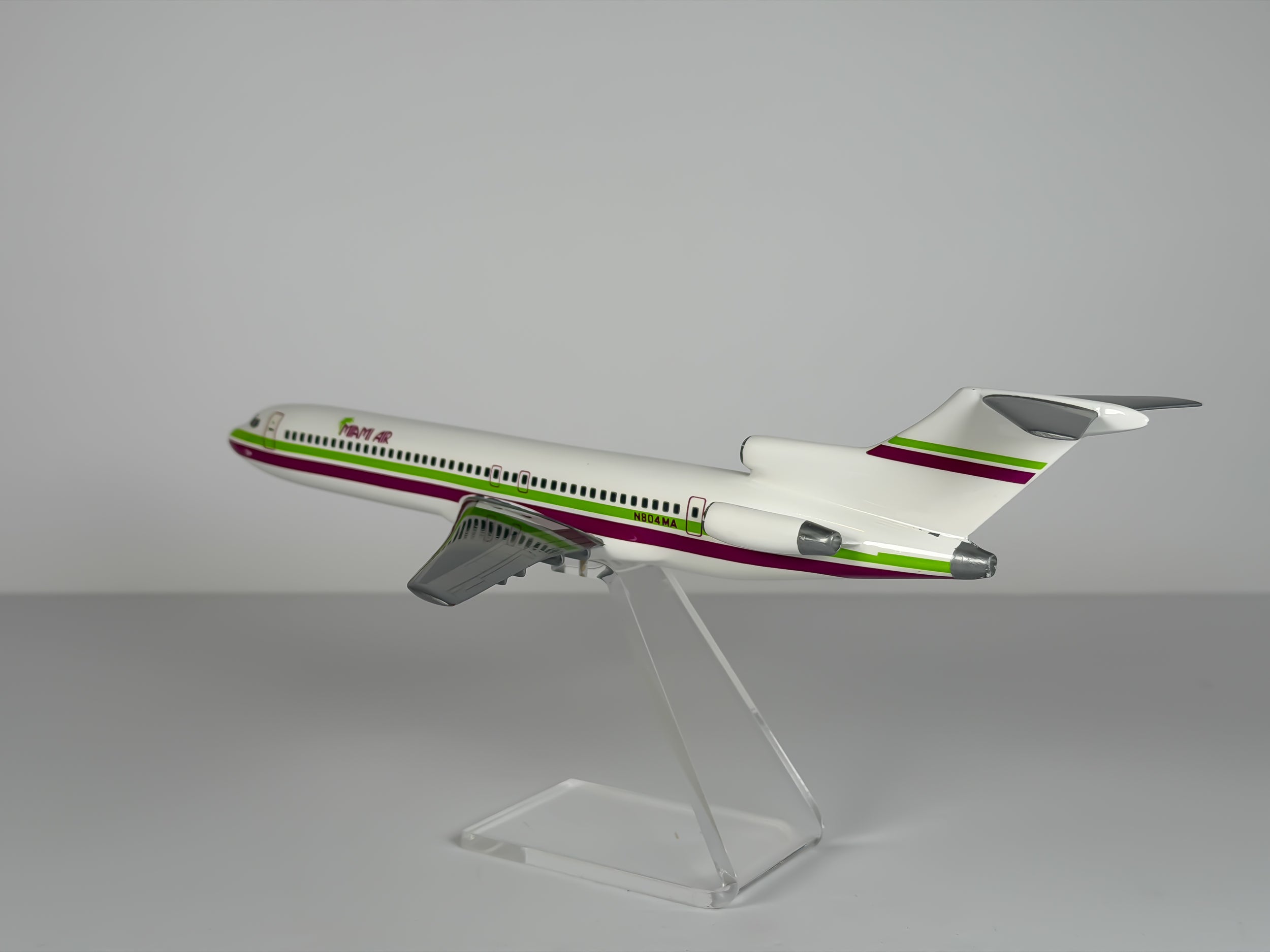 1:150 Miami Air Boeing 727-200 (N804MA) - Green/Purple | Atlantic Models