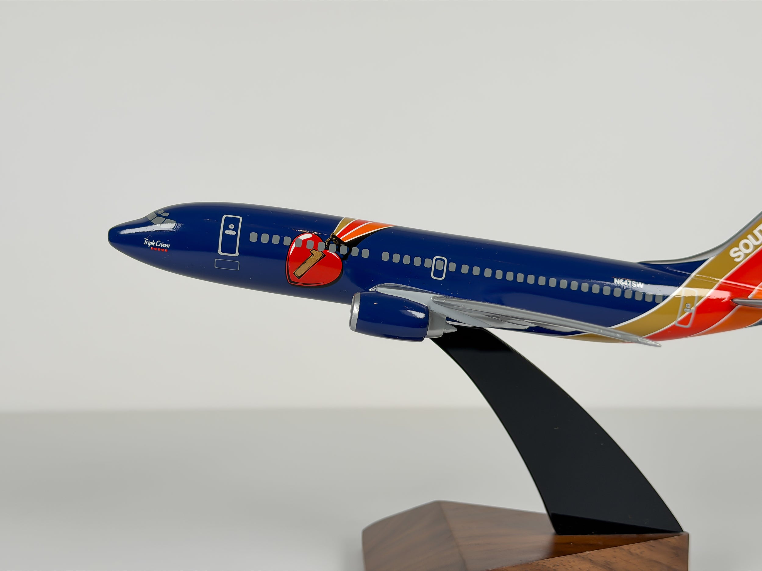 1:150 Southwest Airlines Boeing 737-300 (N647SW) - Triple Crown One | Wesco Models