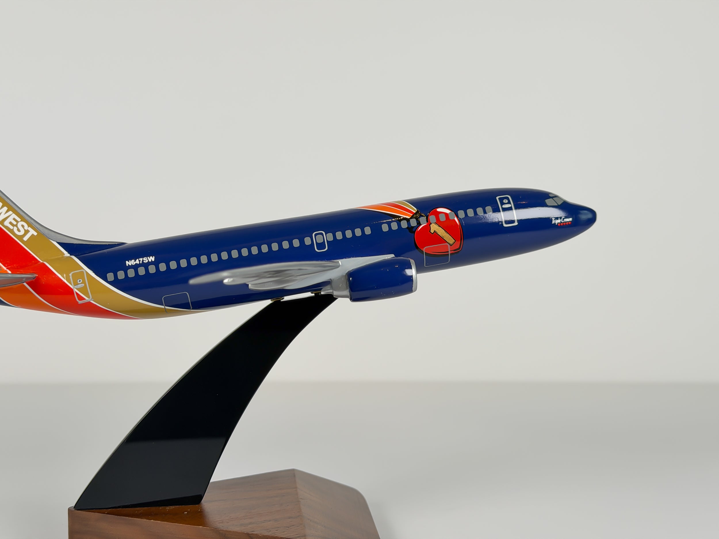 1:150 Southwest Airlines Boeing 737-300 (N647SW) - Triple Crown One | Wesco Models