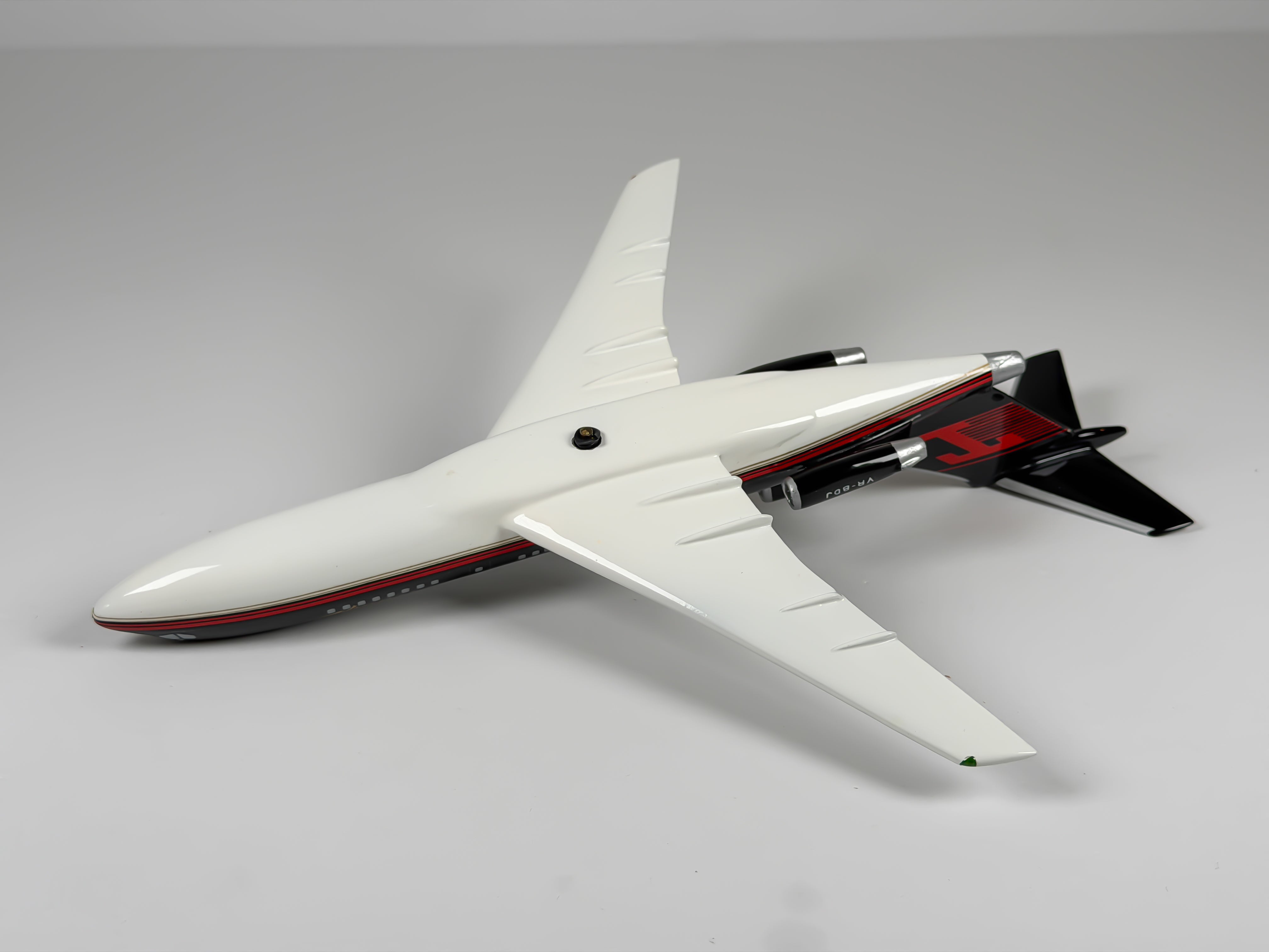 1:150 Trump Shuttle Boeing 727-100 (VR-BDJ) - Black/Red | Wesco Models