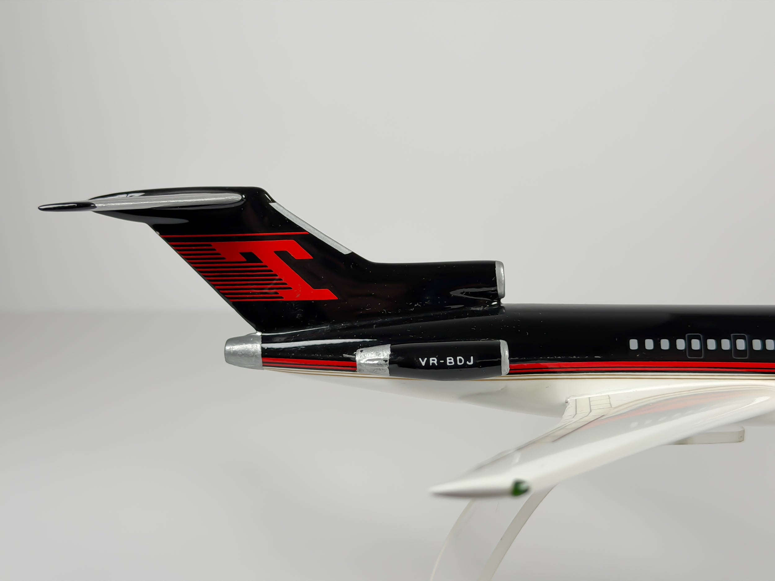 1:150 Trump Shuttle Boeing 727-100 (VR-BDJ) - Black/Red | Wesco Models