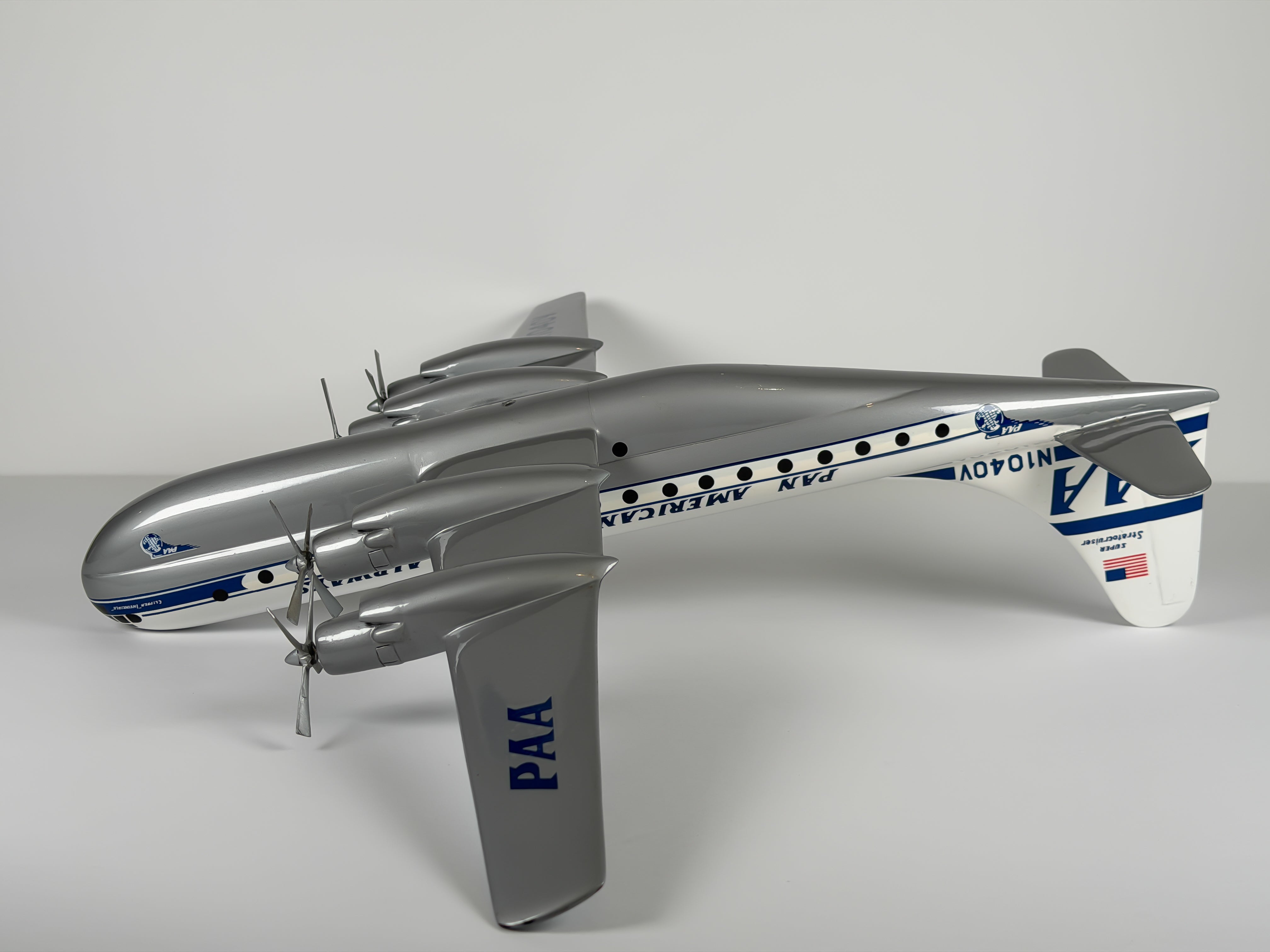1:72 Pan American Boeing 377 Super Stratocruiser (N1040V) - 1944-1955 | Atlantic Models