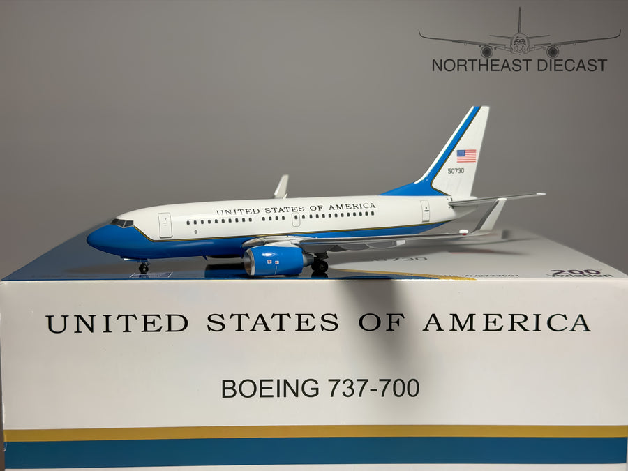 USAF Boeing 737-700 (C-40B) 1:200 Aviation200 50730 (AV2737001)