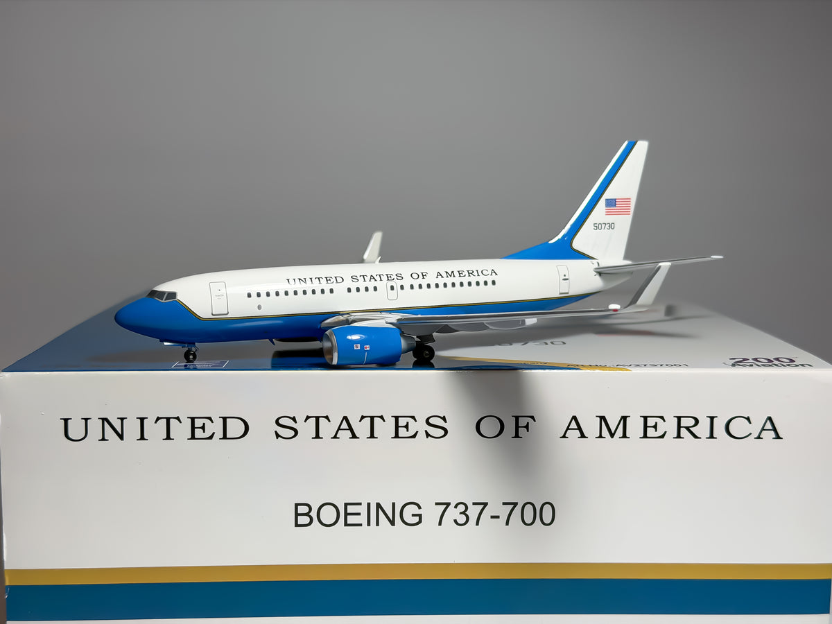 USAF Boeing 737-700 (C-40B) 1:200 Aviation200 50730 (AV2737001)