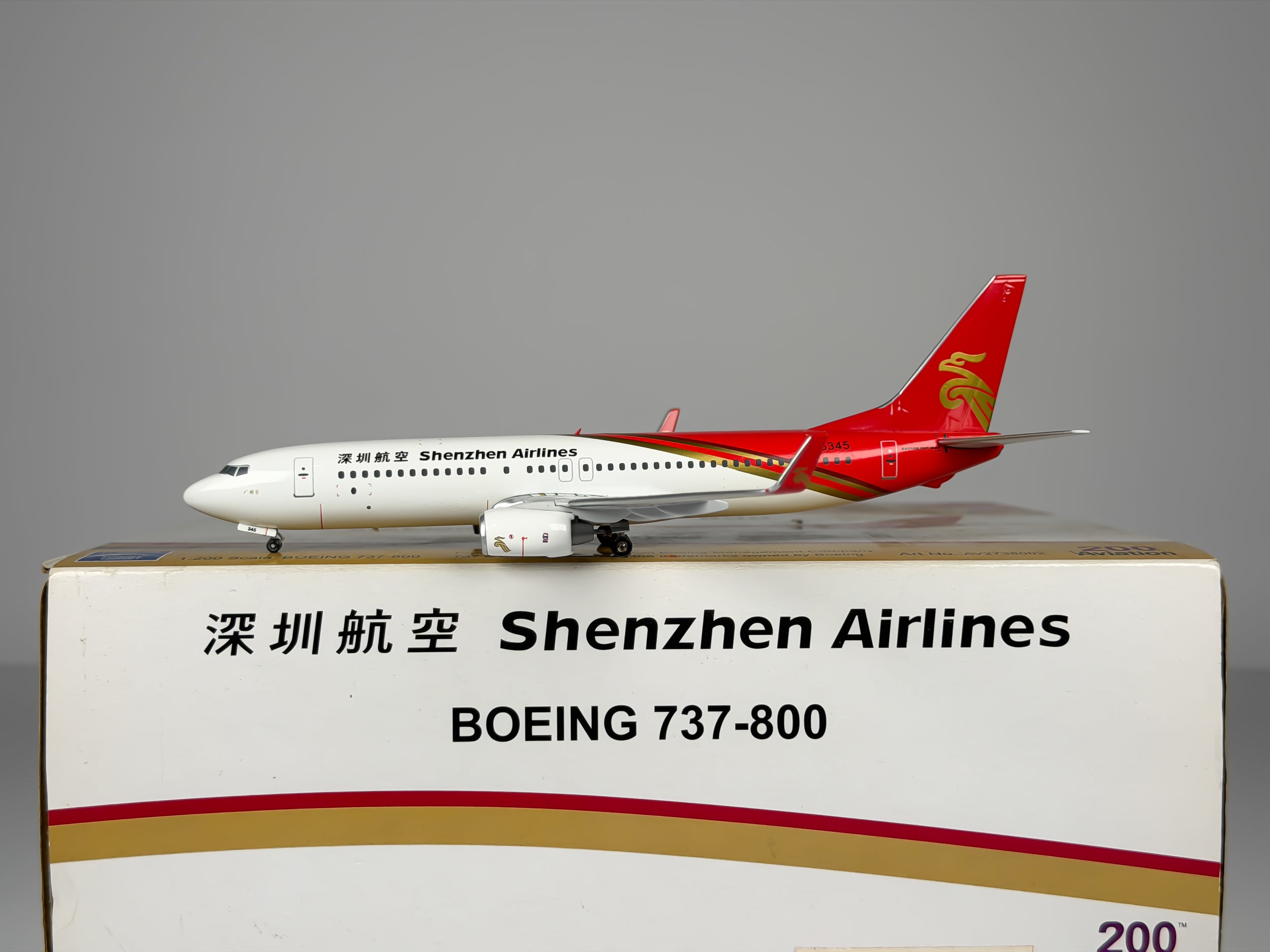 Shenzhen Airlines Boeing 737-800 1:200 Aviation200 B-5345 (AV2738002)