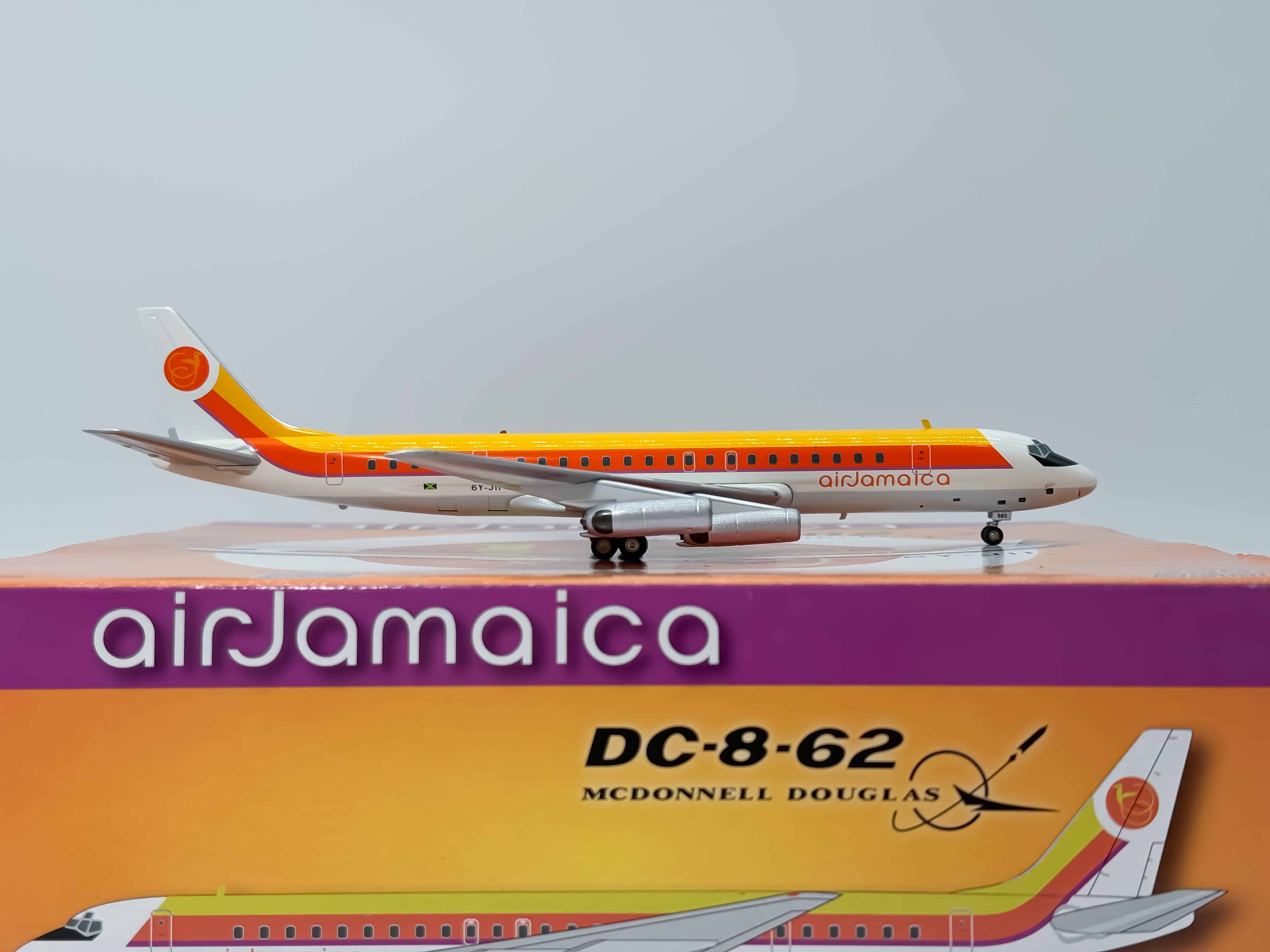 Air Jamaica Douglas DC-8-62 1:200 Aviation200 6Y-JII (AV2862008)