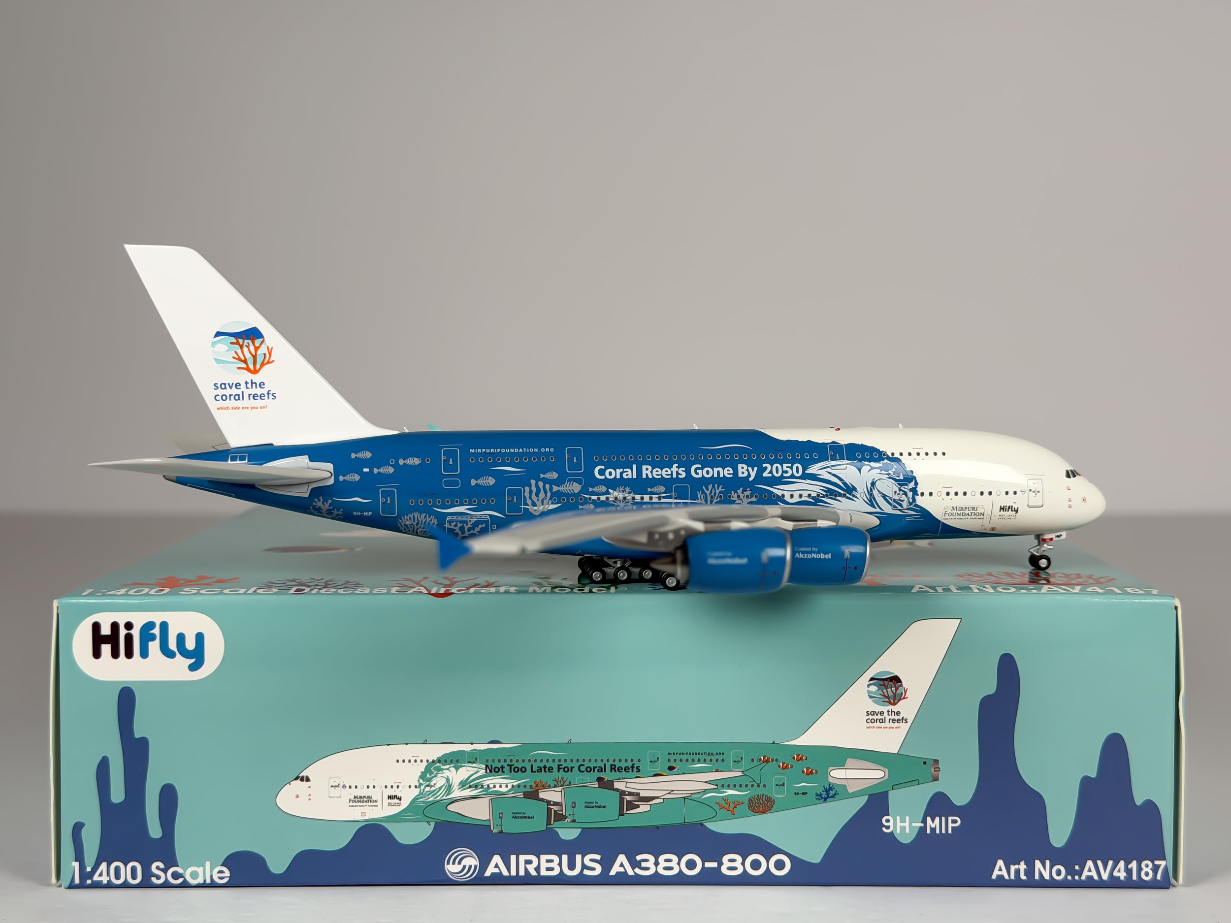 Hi Fly Malta Airbus A380-800 1:400 Aviation400 9H-MIP (AV4187)