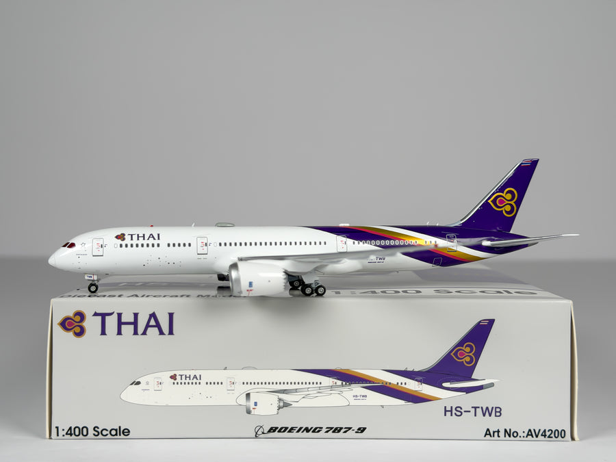 Thai Airways Boeing 787-9 1:400 Aviation400 HS-TWB (AV4200)
