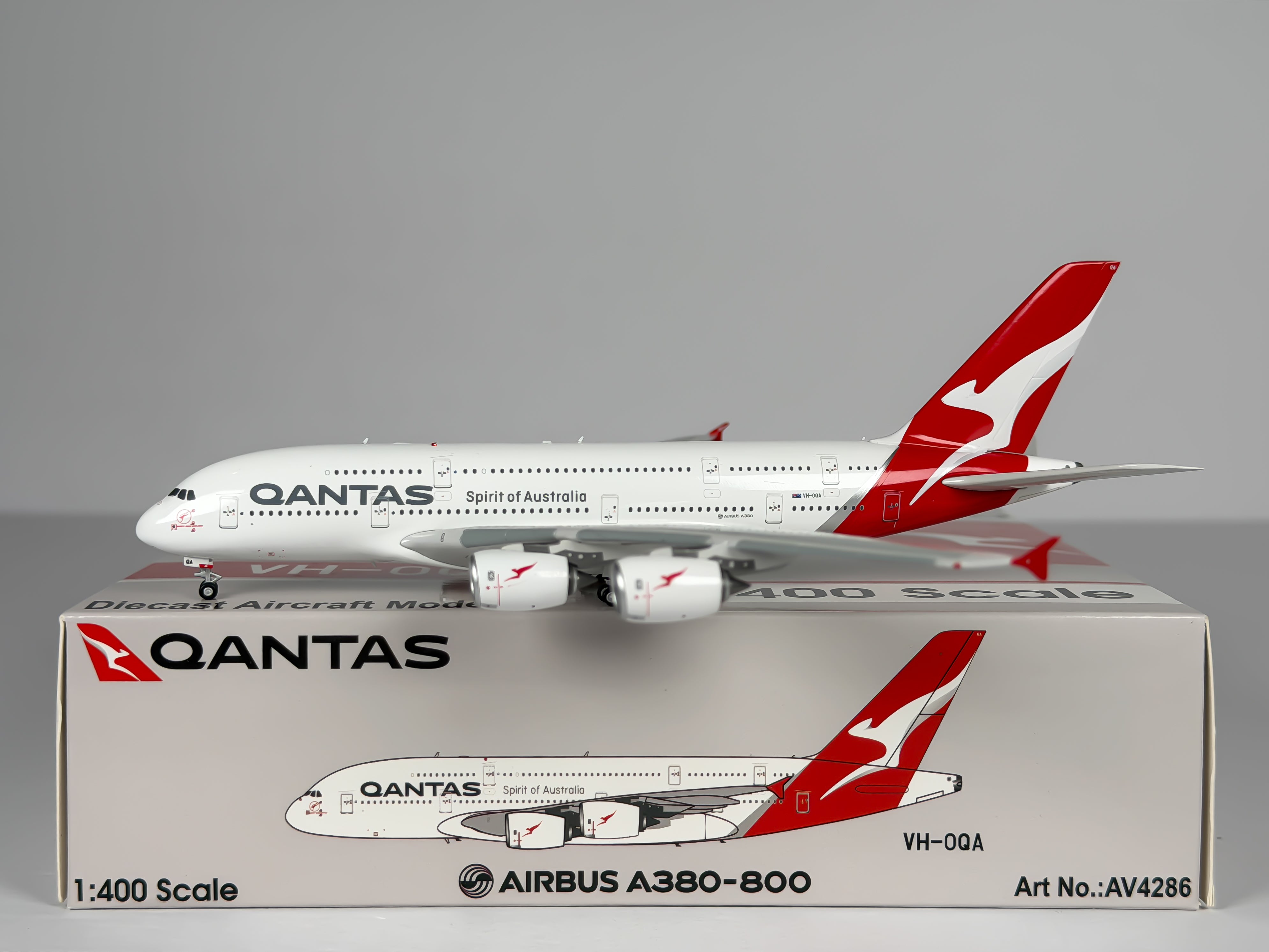 Qantas Airways Airbus A380-800 1:400 Aviation400 VH-OQA (AV4286)