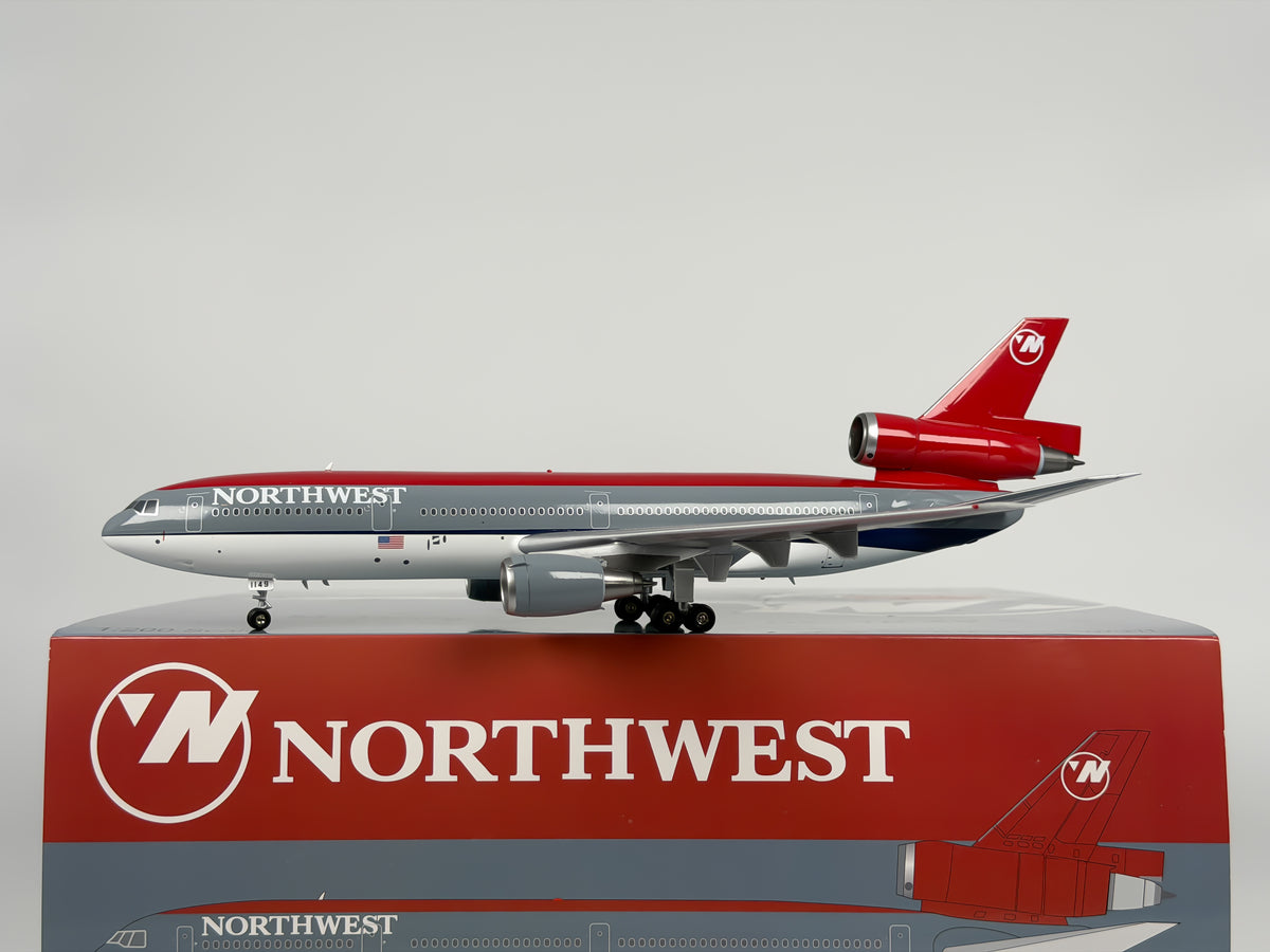 Northwest Airlines McDonnell Douglas DC-10-40 1:200 InFlight200 N149US (B-103-NW-211)