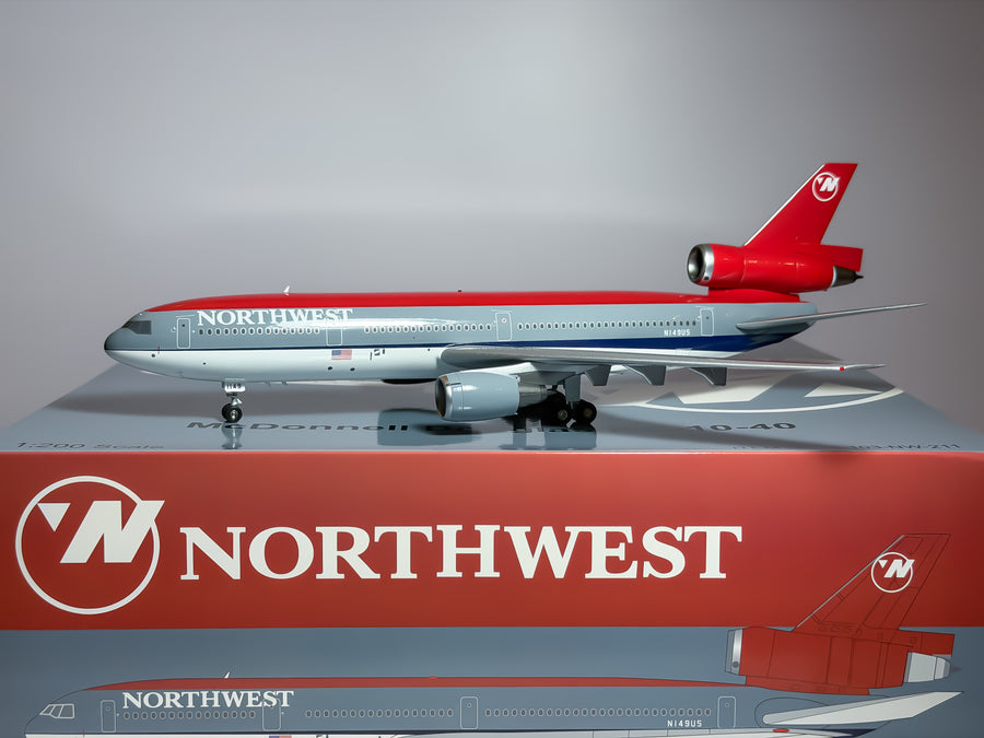 Northwest Airlines McDonnell Douglas DC-10-30 1:200 Inflight200 N149US (B-103-NW-211)