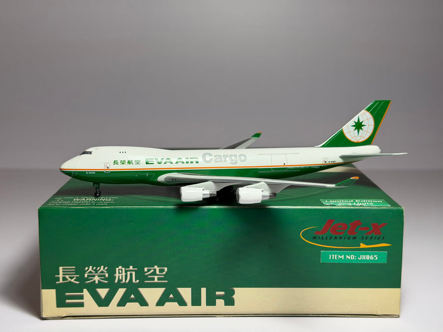 Jet-X 1:400 Eva Air Boeing 747-400F B-16483 current colors JX065