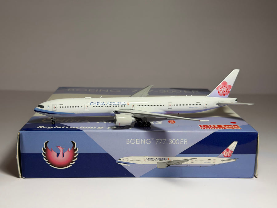 Phoenix Model 1:400 China Airlines Boeing 777-300ER B-18051 PH410997