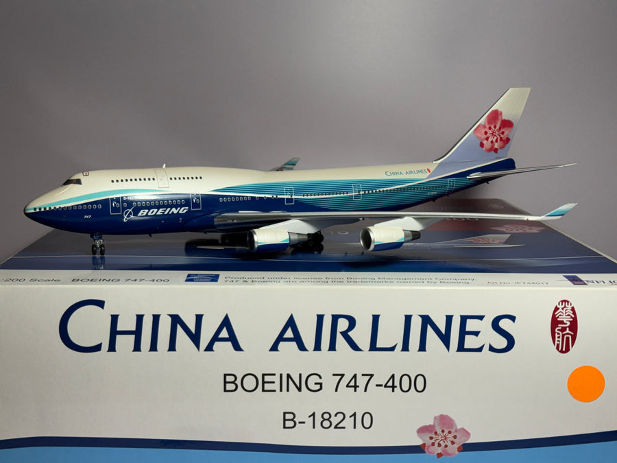 Inflight200 China Airlines Boeing 747-400 B-18210 House Colors Hybrid IF744017