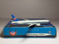 Phoenix Model 1:400 China Southern Cargo Boeing 777-F1B B-2041 PH410973