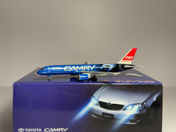 Dragon Wings 1:400 Far East Air Transport Boeing 757-200F B-27011 Toyota Camry 55482