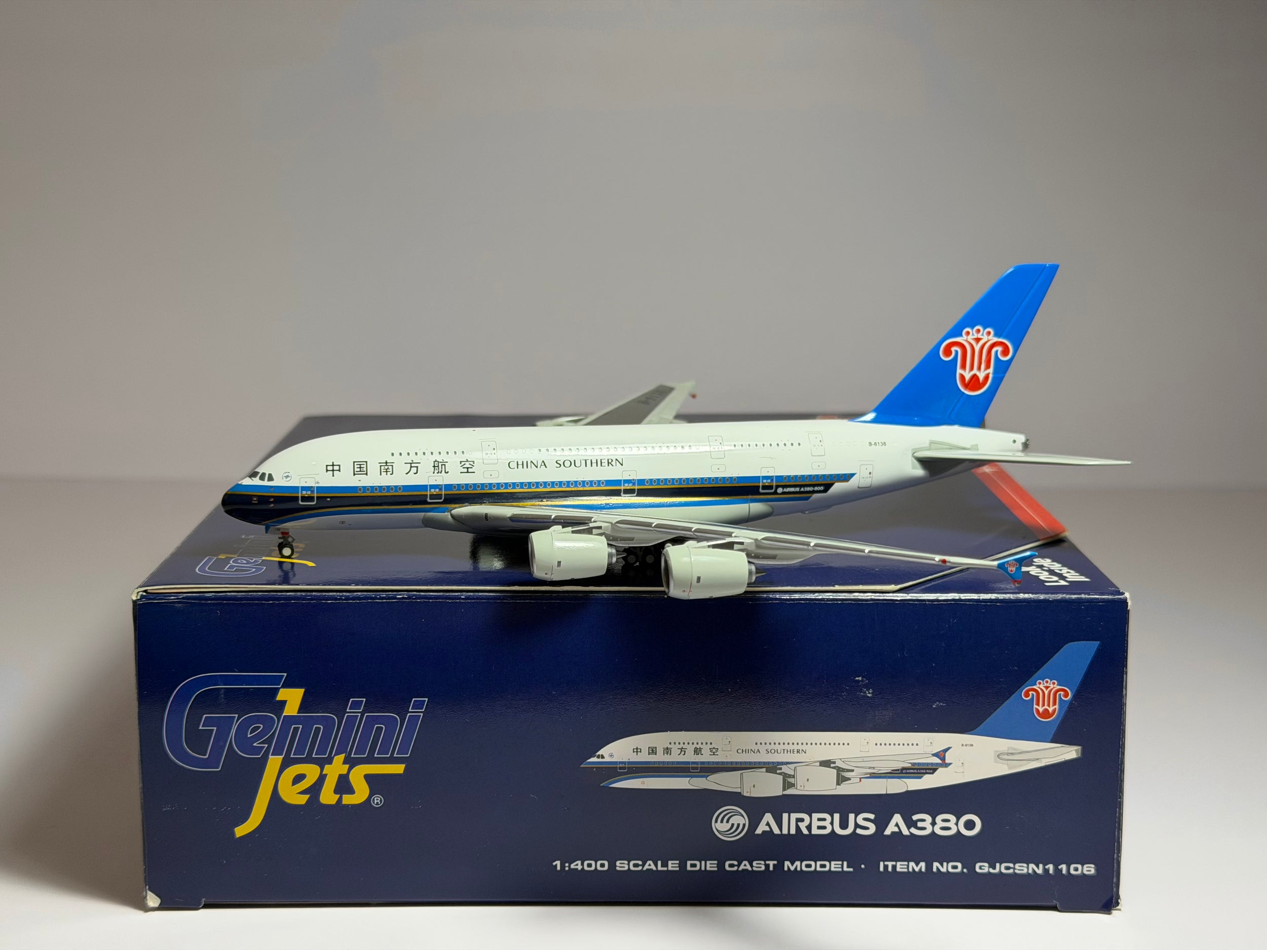 Gemini Jets 1:400 China Southern Airbus A380-800 B-6136 current colors GJCSN1106