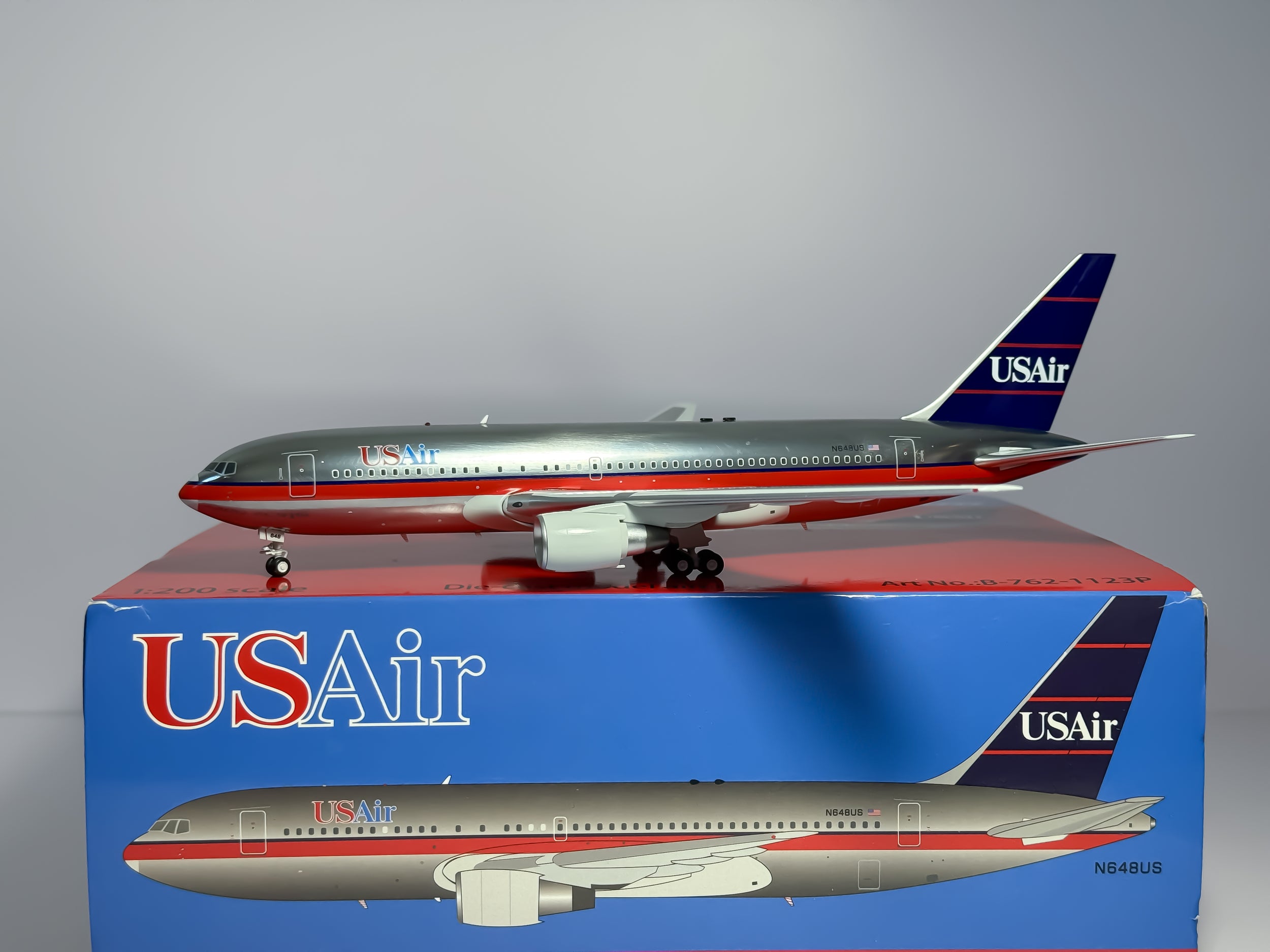 USAir Boeing 767-200 1:200 Inflight200 N648US (B-762-1123P)
