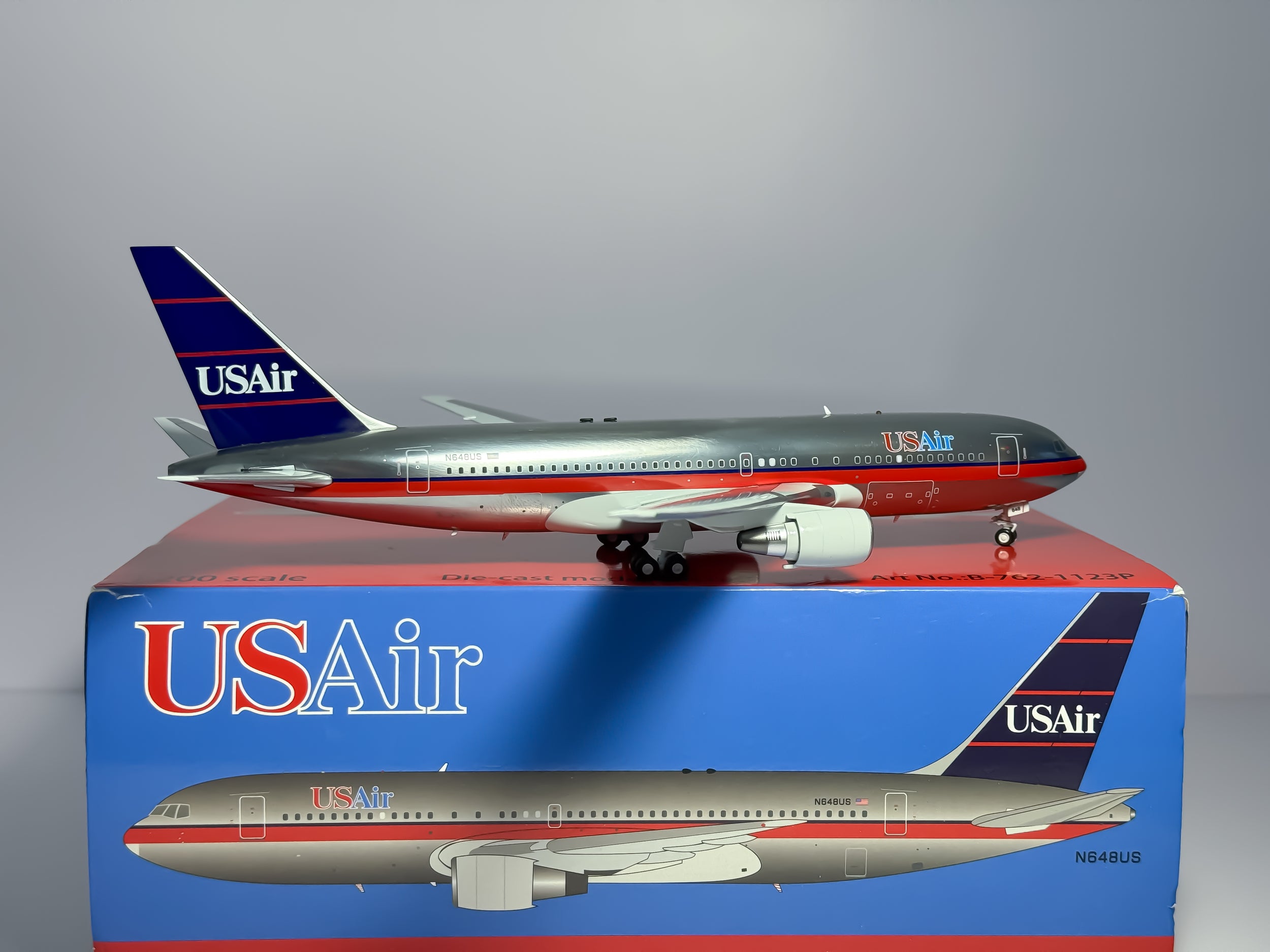 USAir Boeing 767-200 1:200 Inflight200 N648US (B-762-1123P)