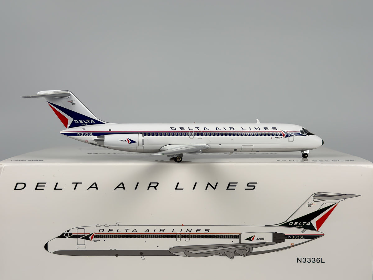 Delta Air Lines Douglas DC-9-30 1:200 InFlight200 N3336L (B-DC9-DL-36)