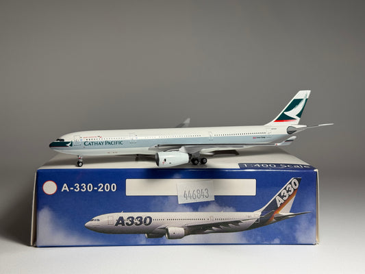 Aeroclassics 1:400 Cathay Pacific Airbus A330-300 B-HLG ACBHLG