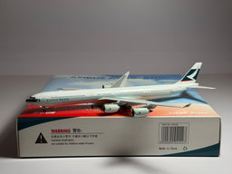 Cathay Pacific Airbus A340-600 1:400 Phoenix B-HQB (PH404442)